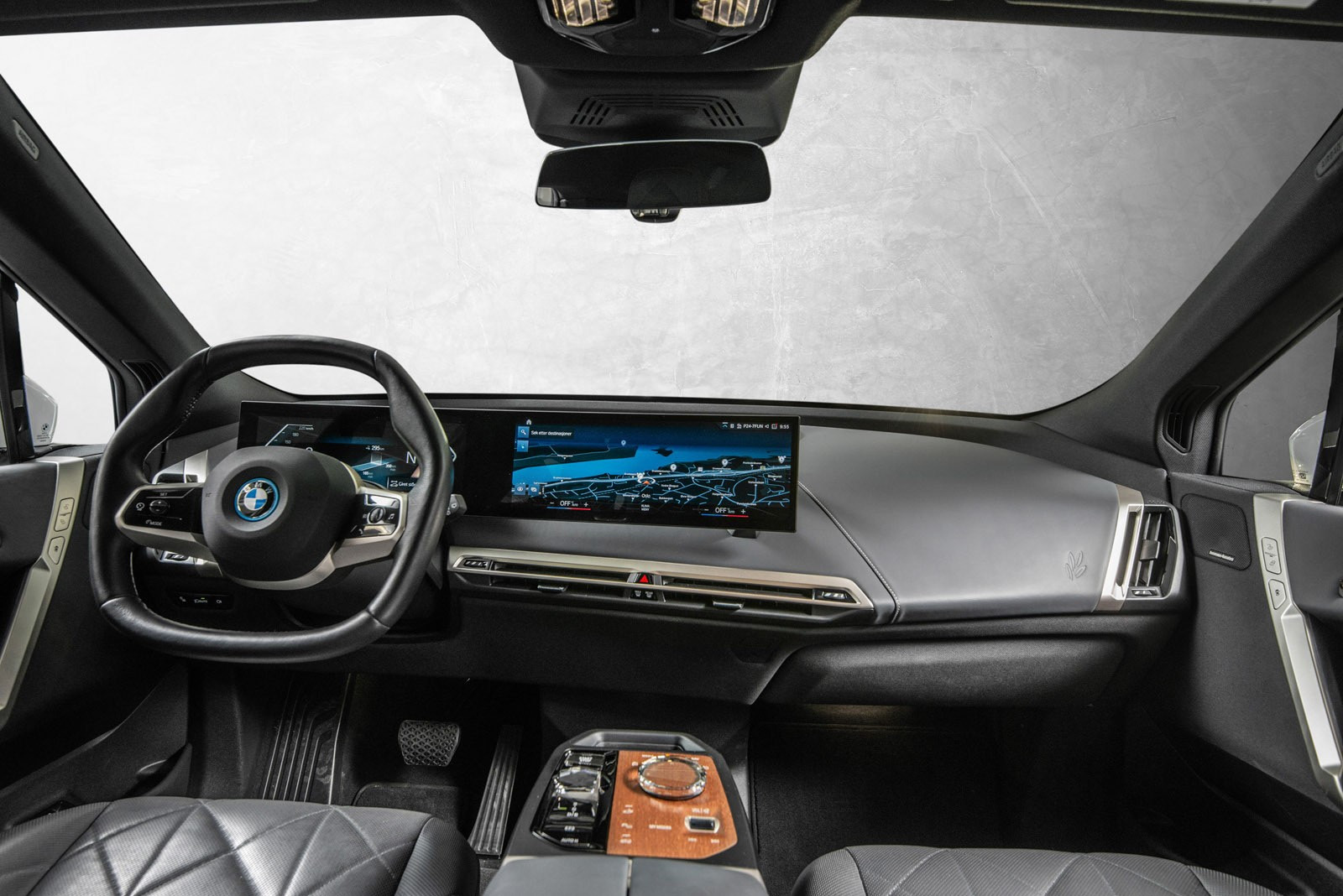 BMW iX xDrive 50
