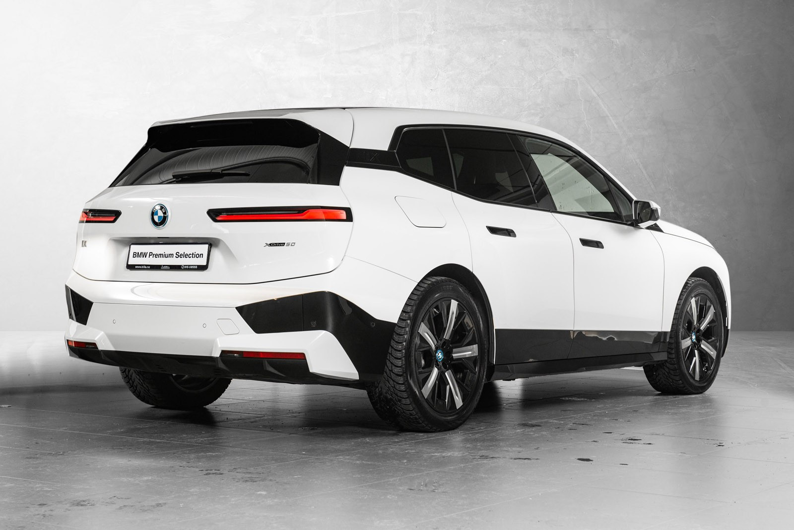 BMW iX xDrive 50