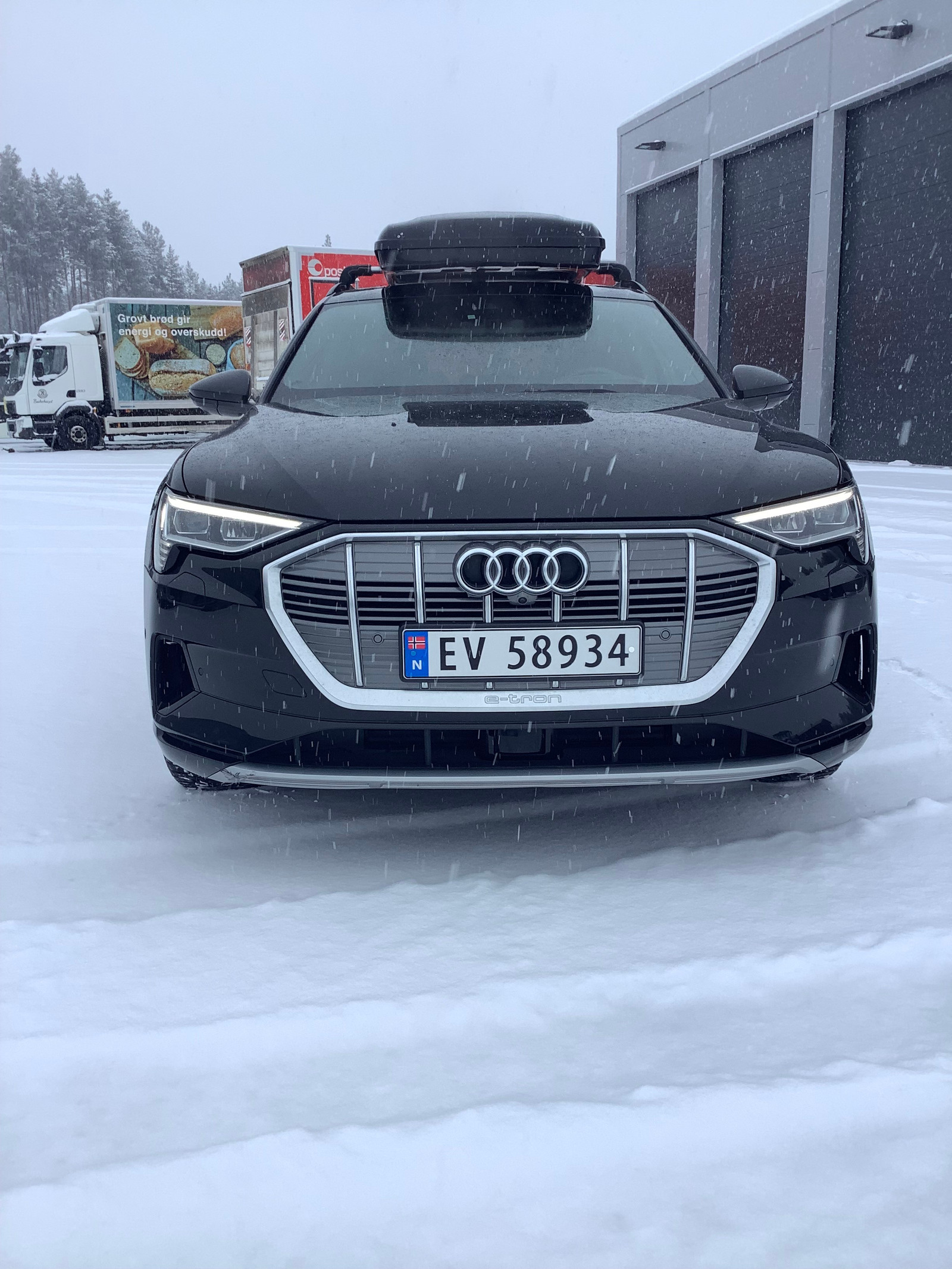 Audi e-tron