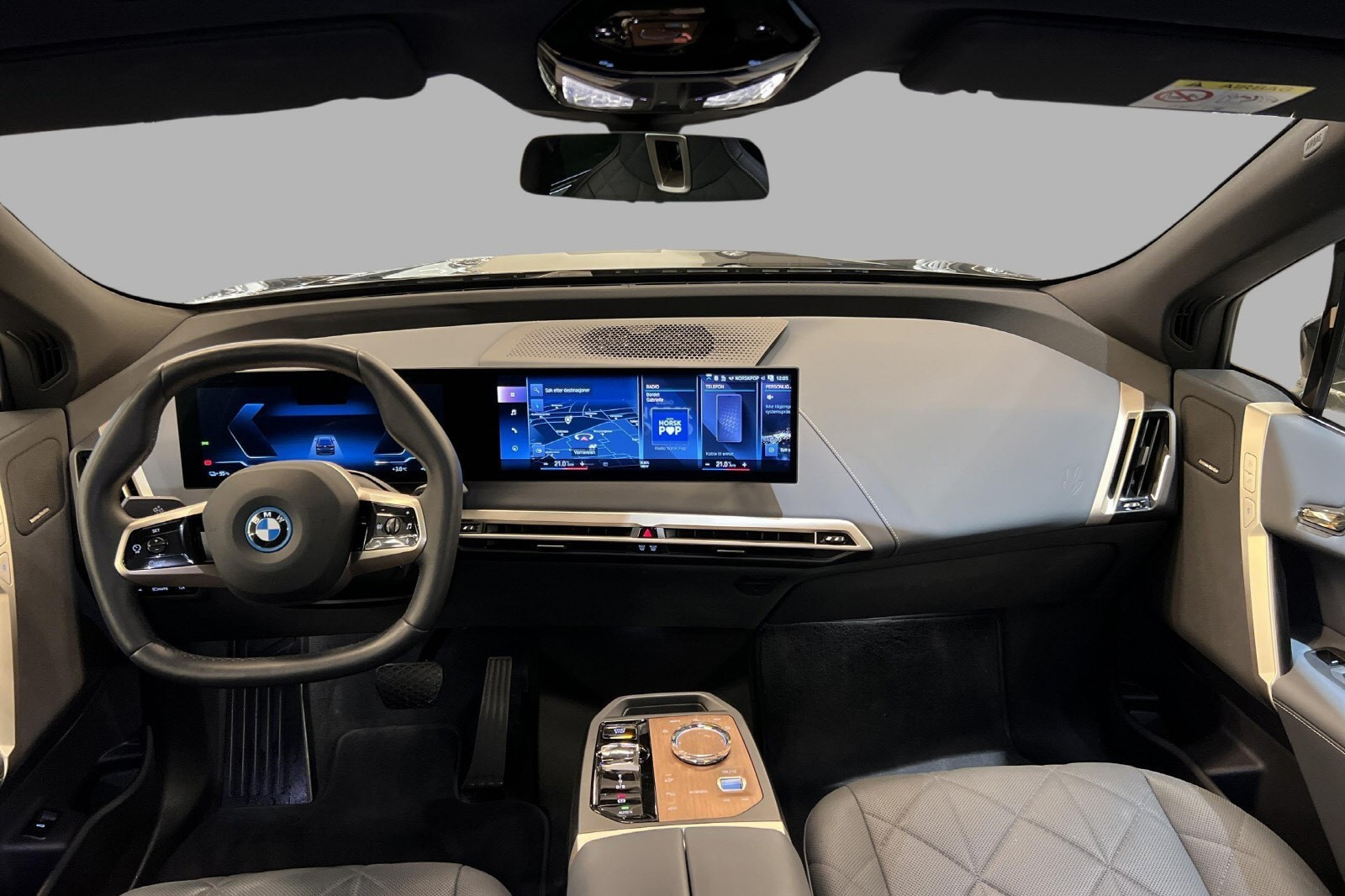 BMW iX xDrive 50