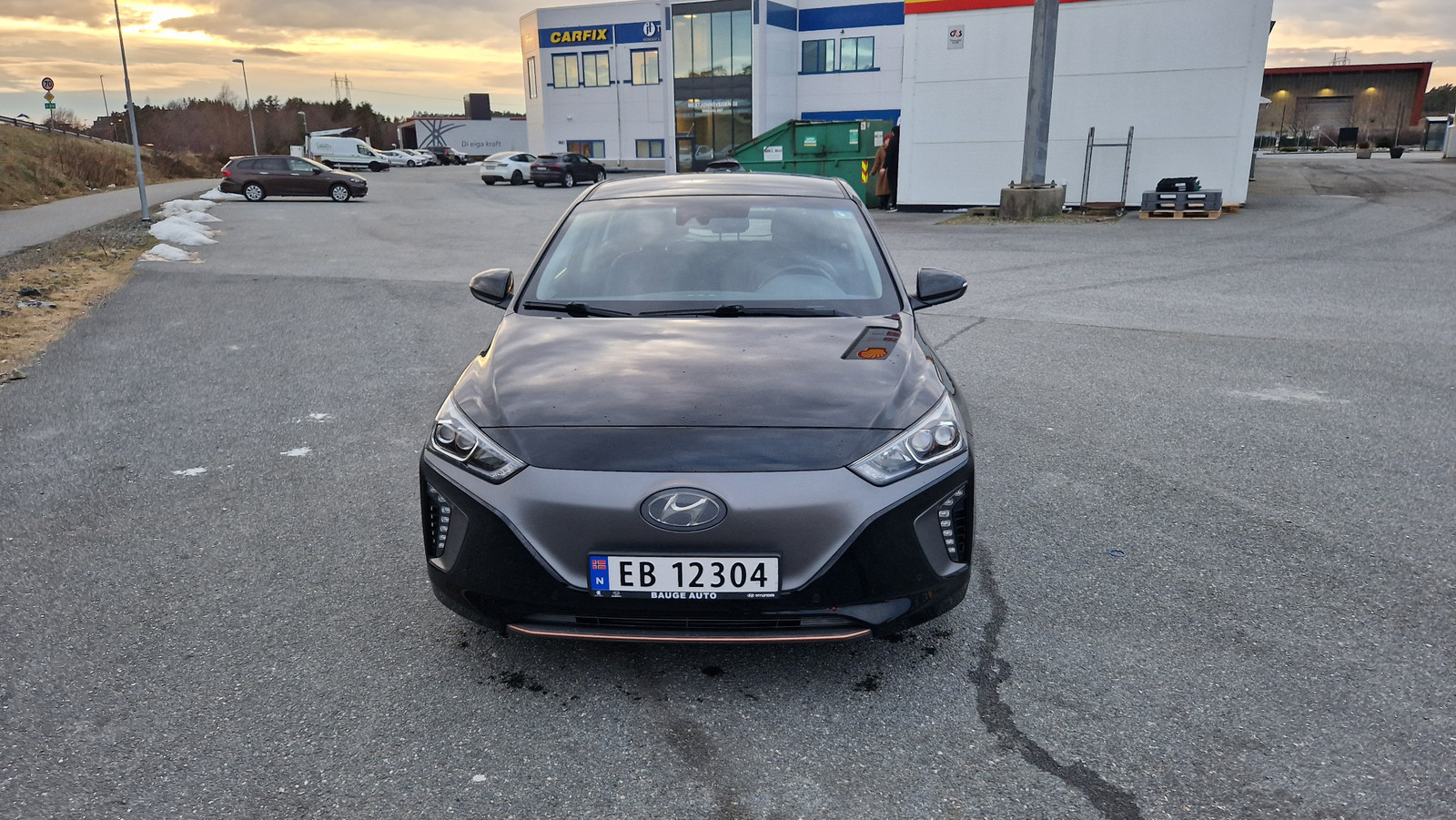 Hyundai IONIQ