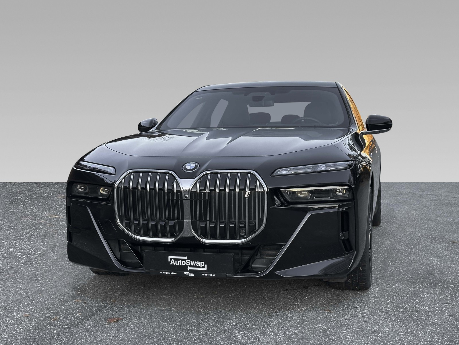 BMW i7