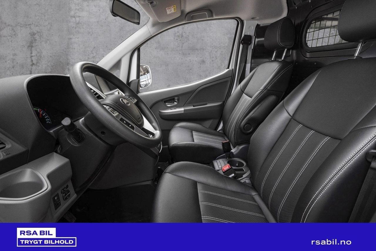 BYD T3