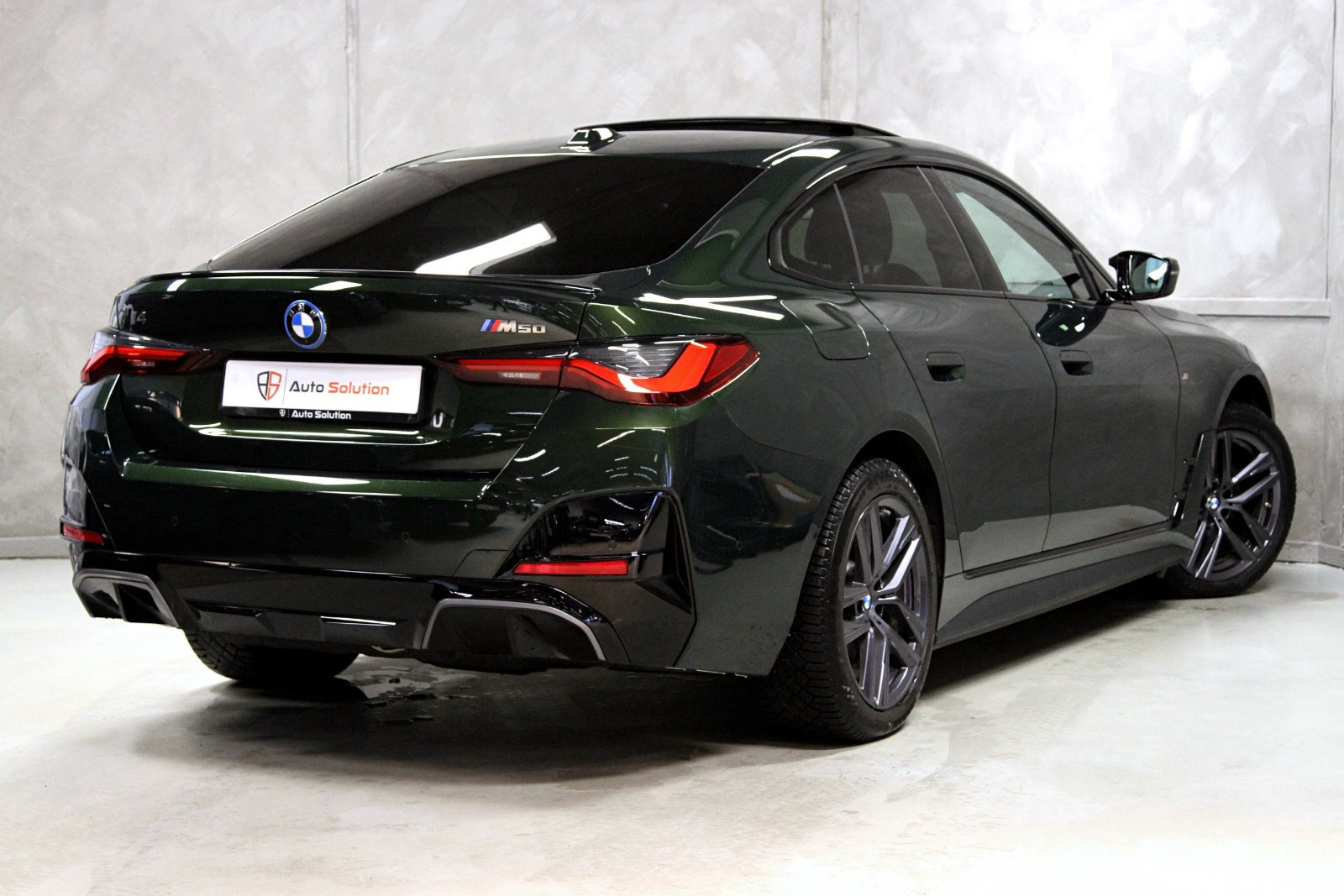 BMW i4 M50