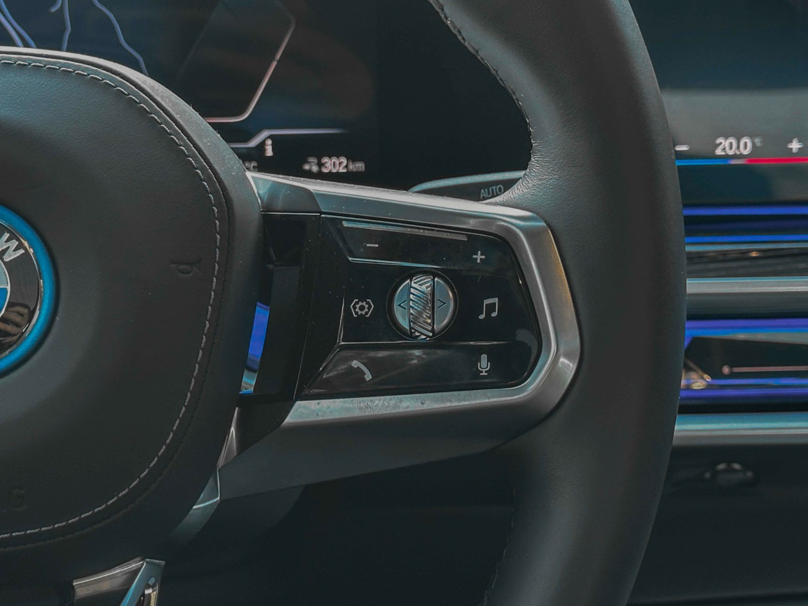 BMW i7