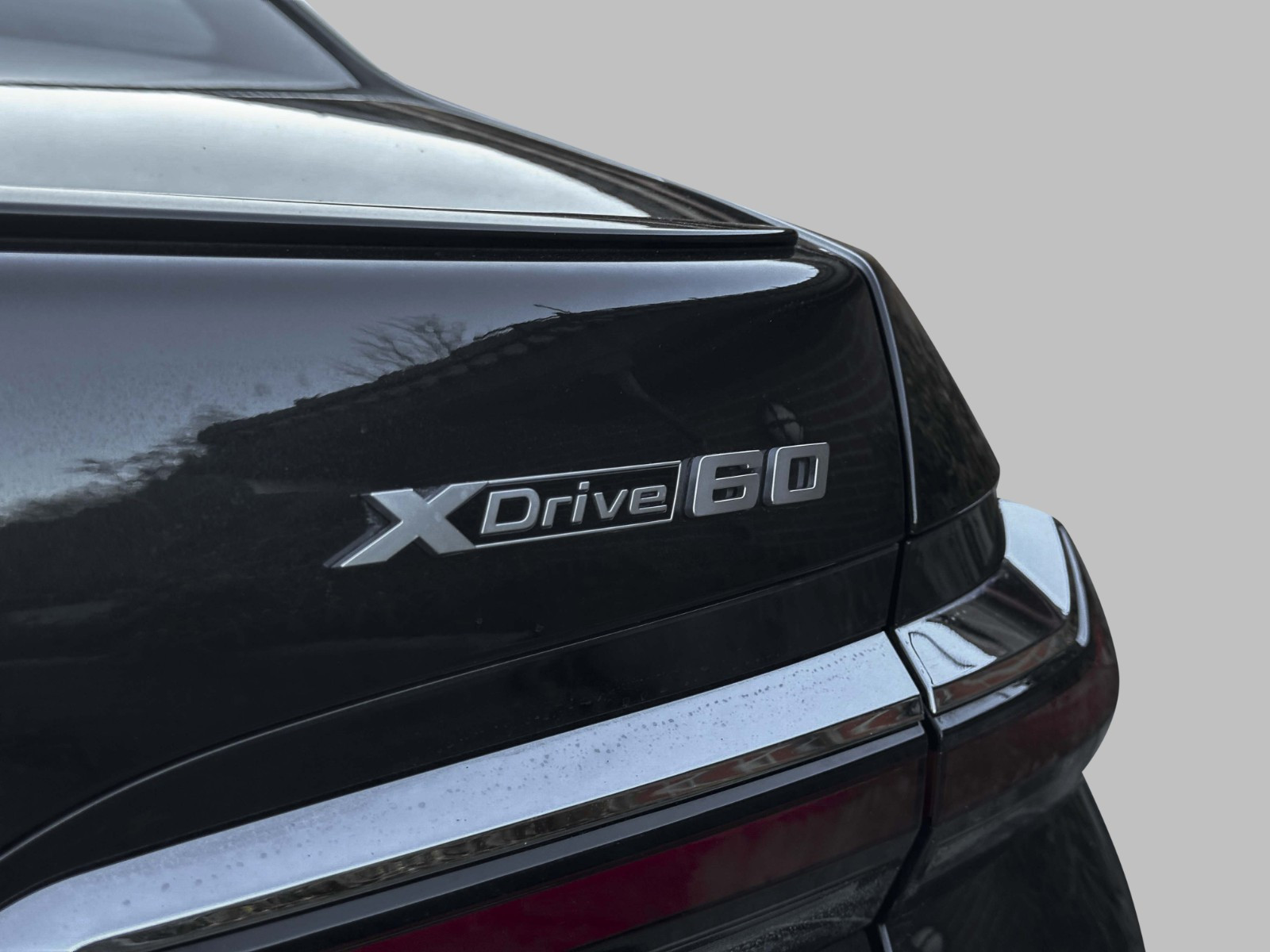 BMW i7