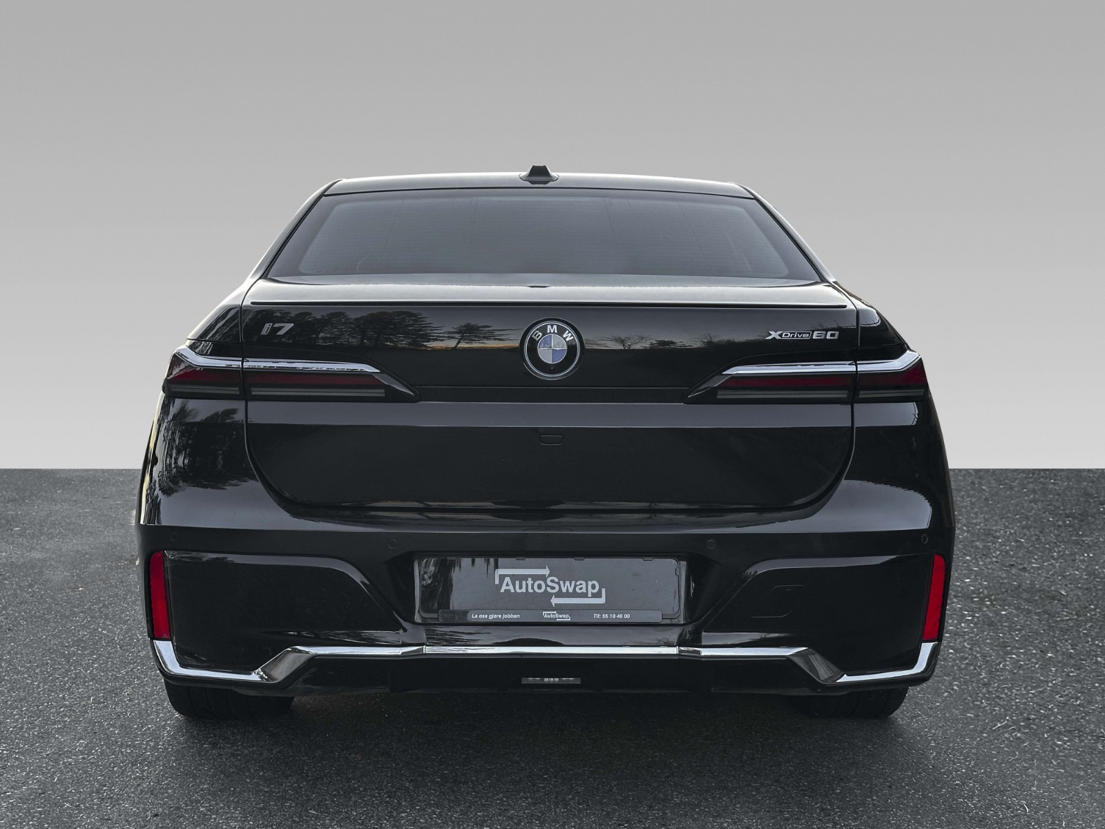 BMW i7