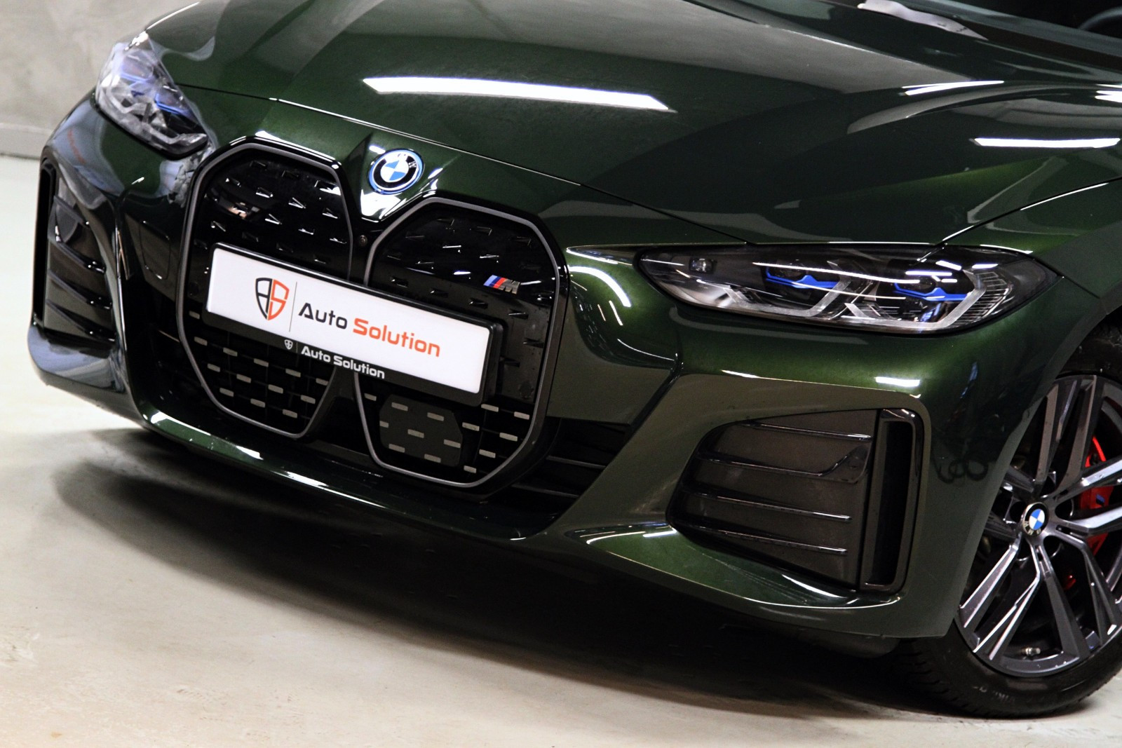 BMW i4 M50