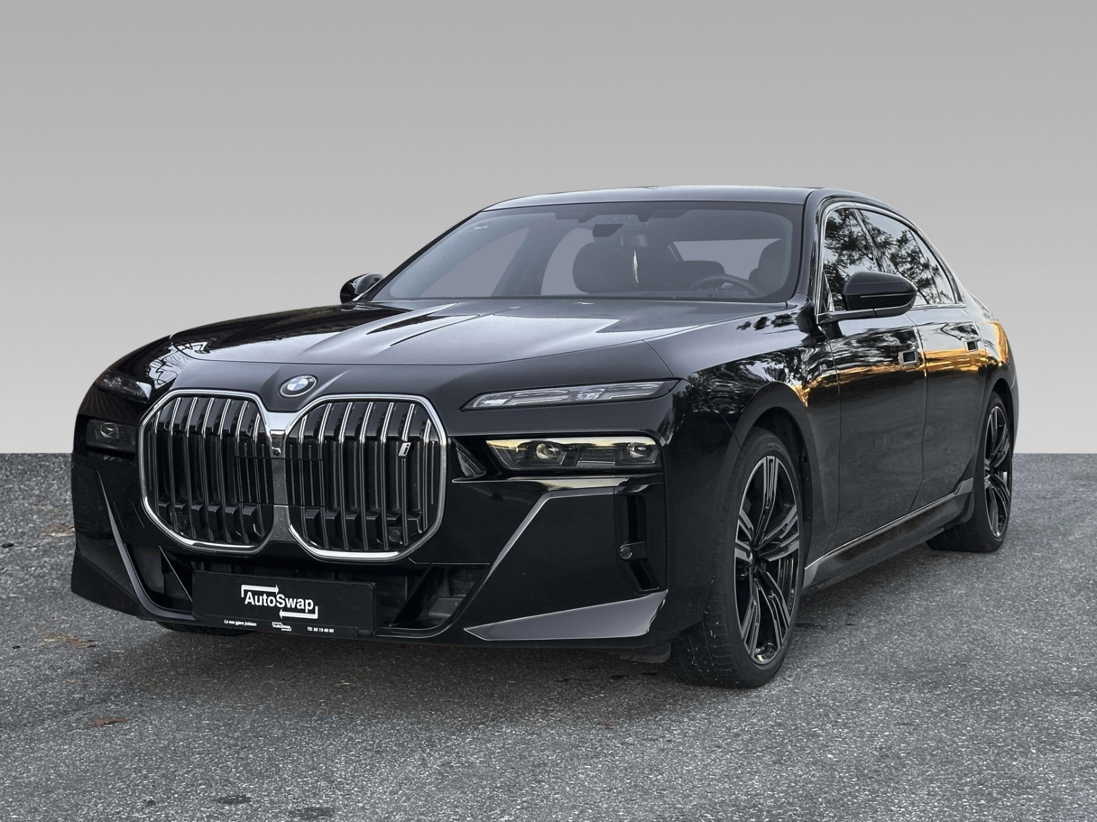 BMW i7