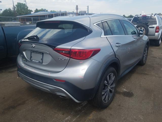 Infiniti QX30 Base 2017