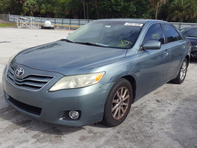 Toyota Camry Base 2010
