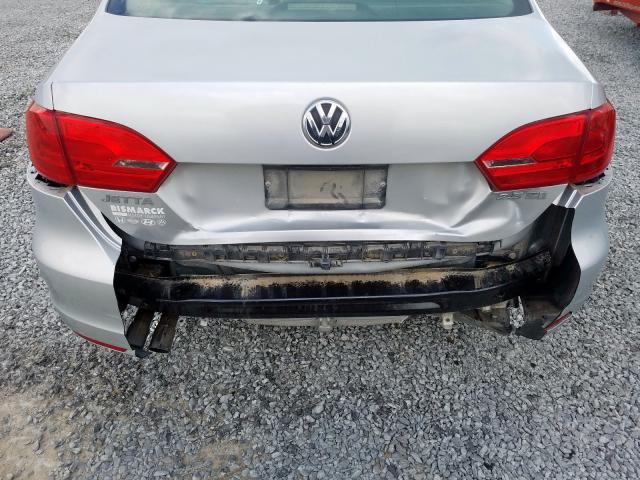 Volkswagen Jetta SE 2011
