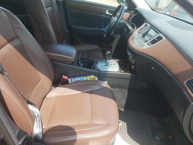 Hyundai Genesis 3 2013