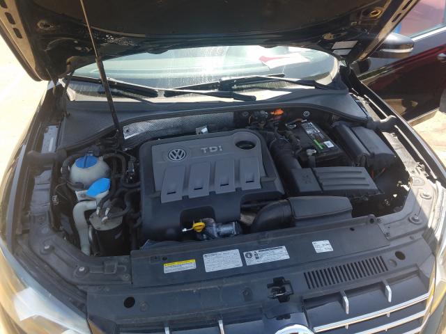 Volkswagen Passat SEL 2014