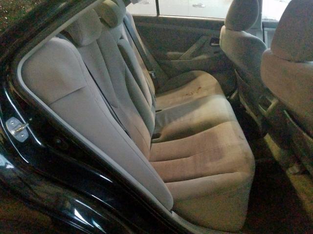 Toyota Camry Base 2011