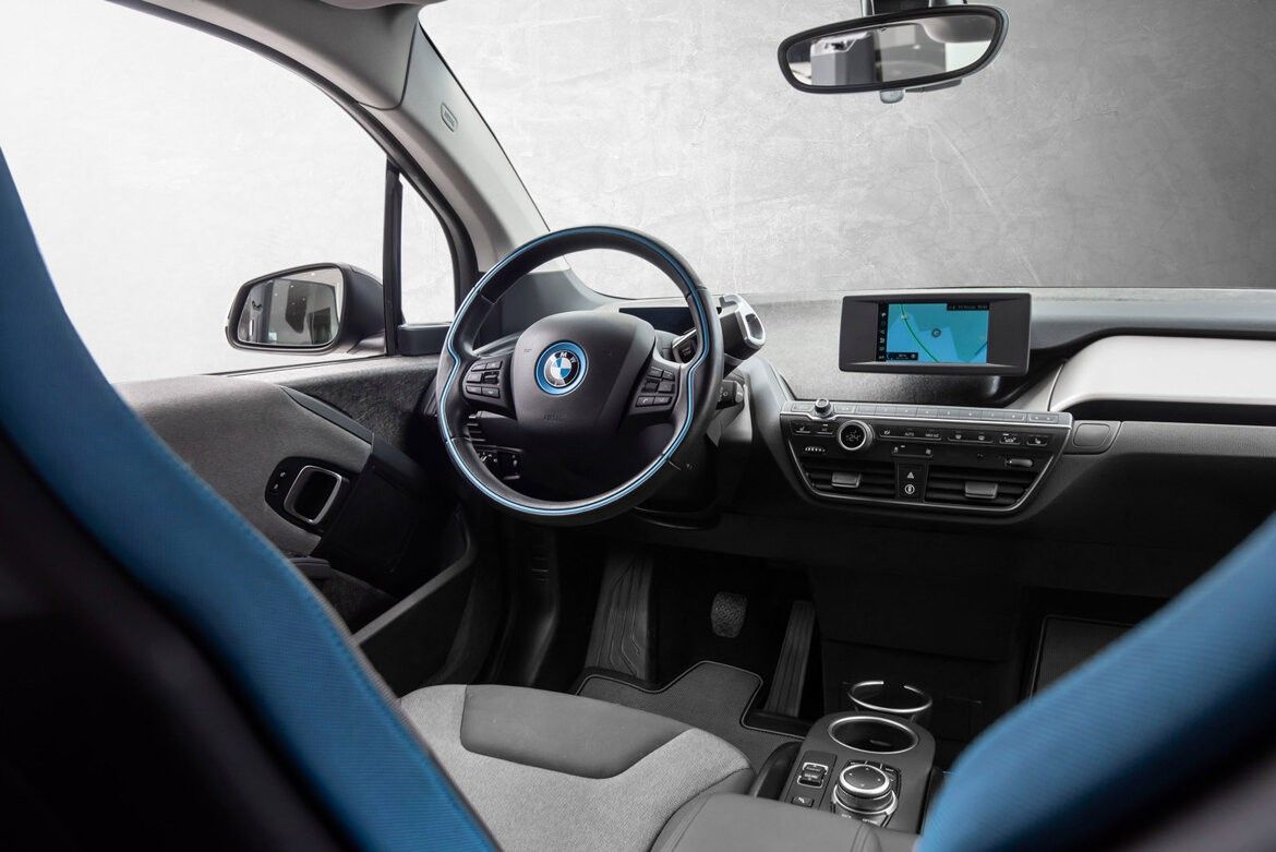 BMW i3