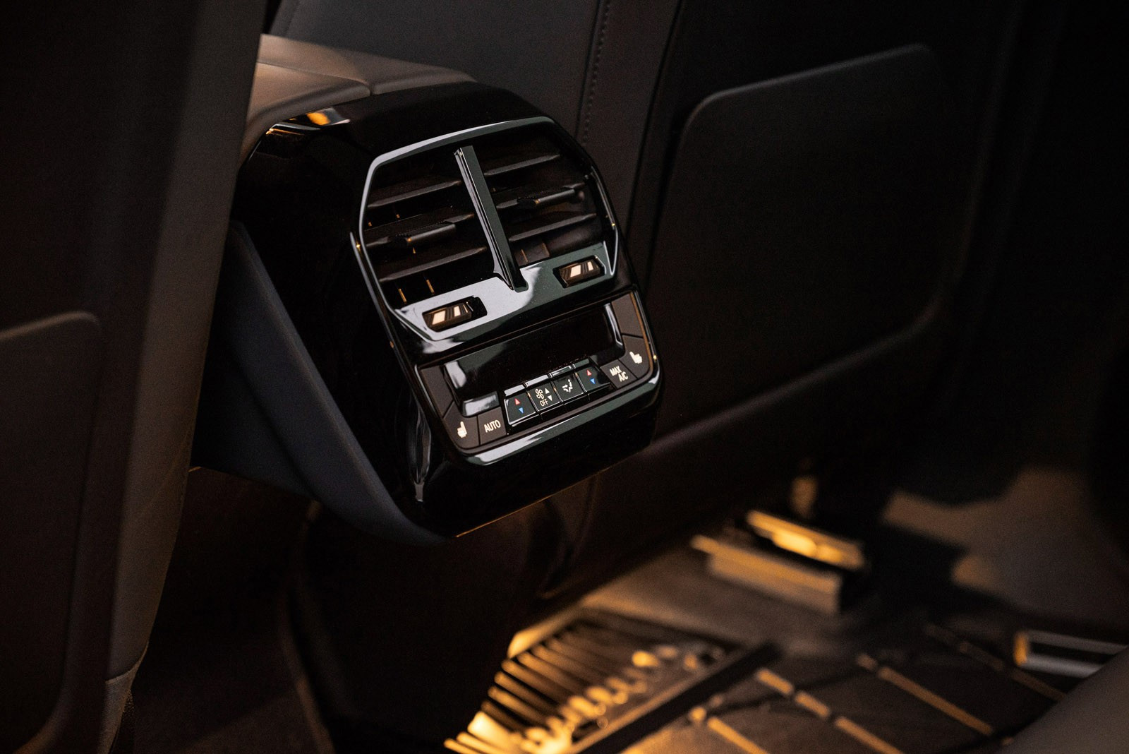 BMW iX xDrive 50