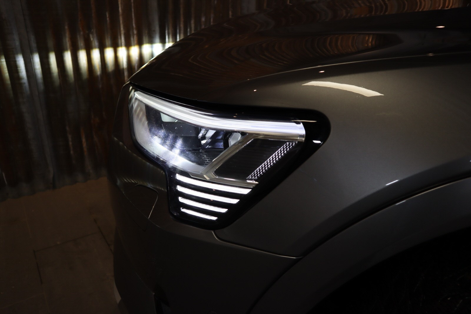 Audi e-tron