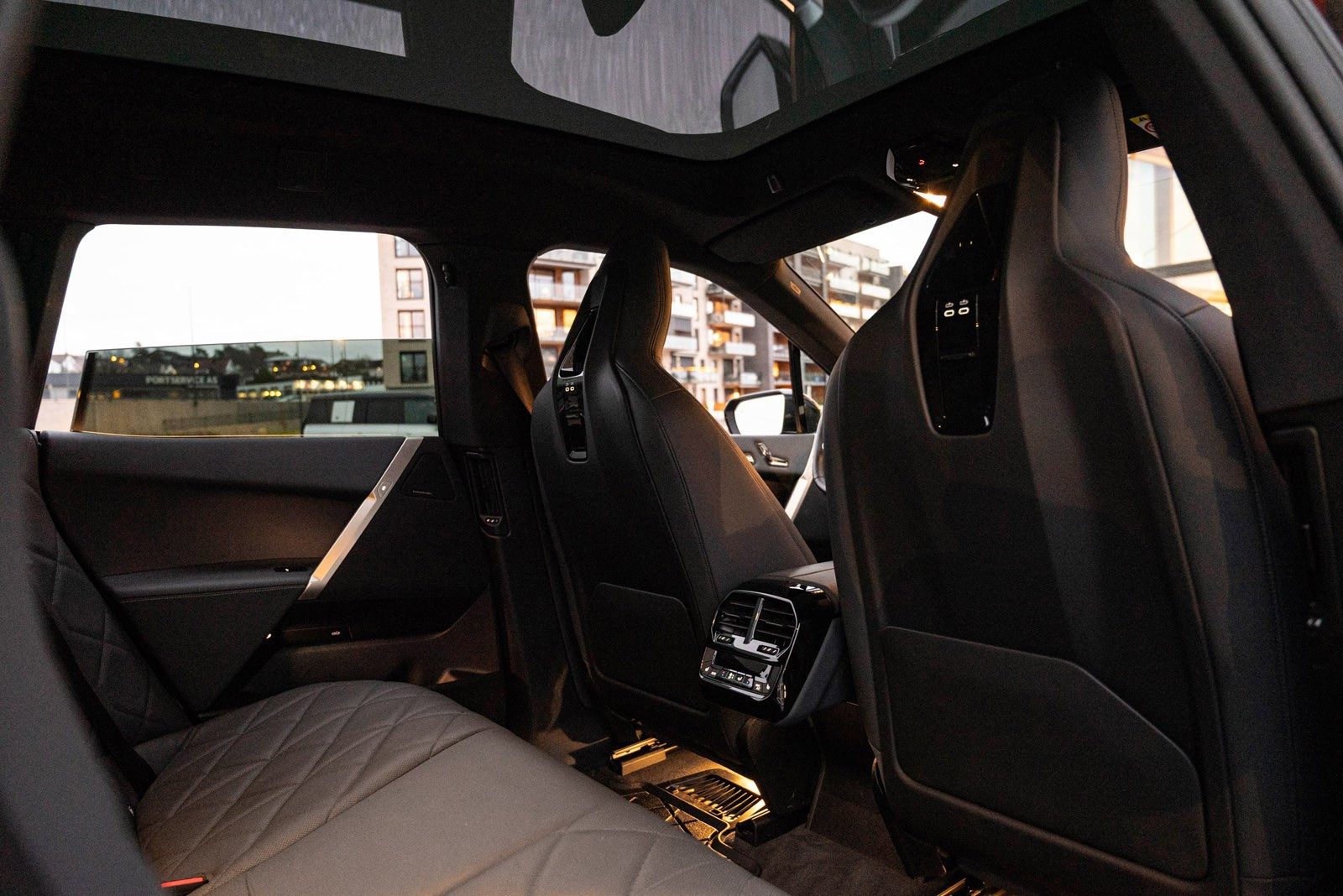 BMW iX xDrive 50