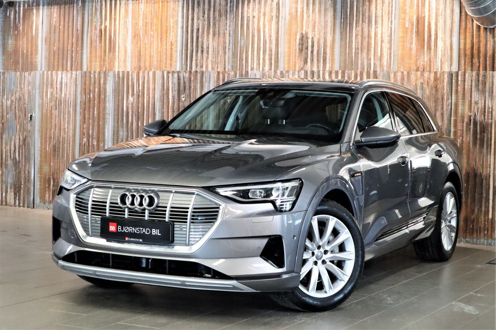 Audi e-tron