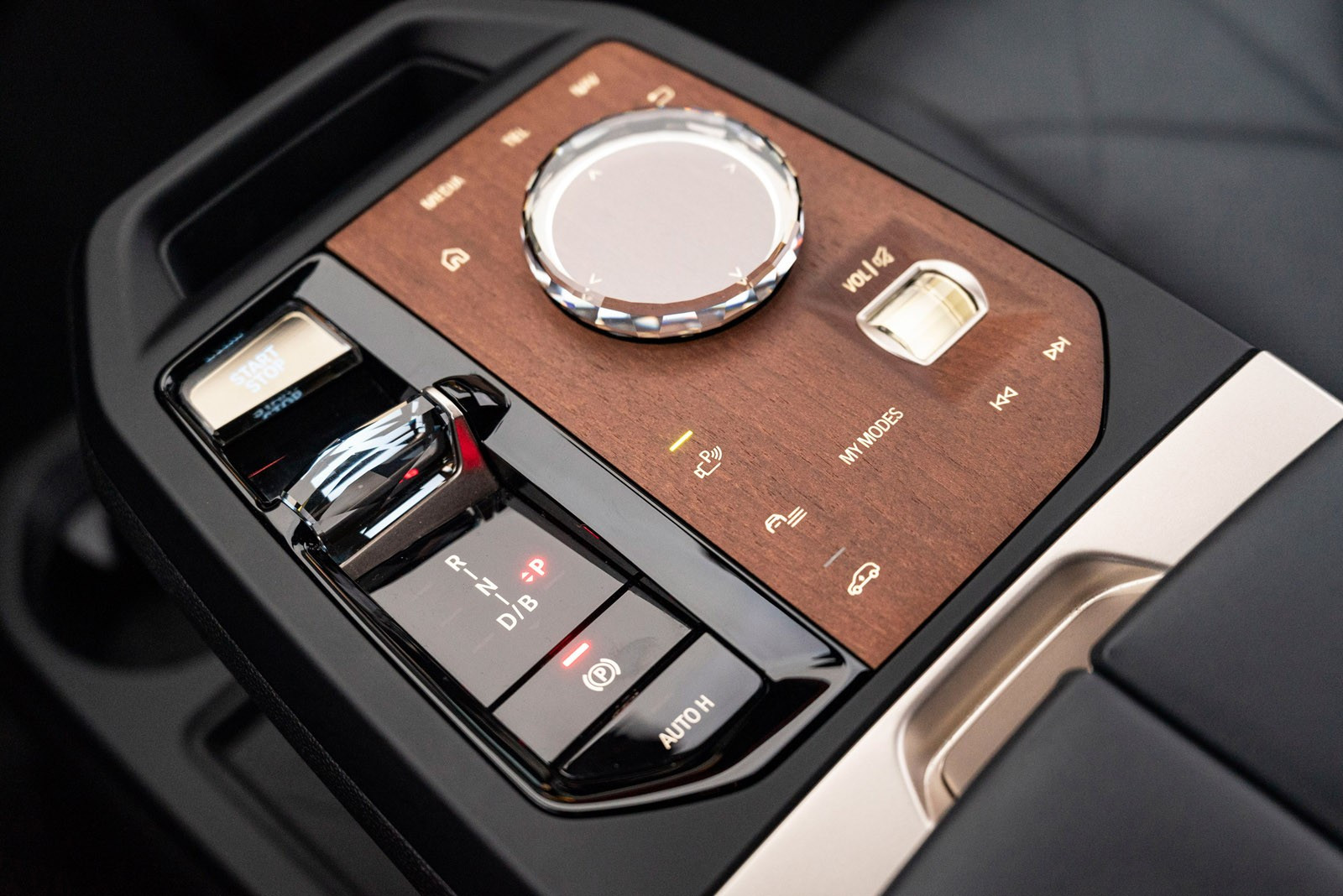 BMW iX xDrive 50