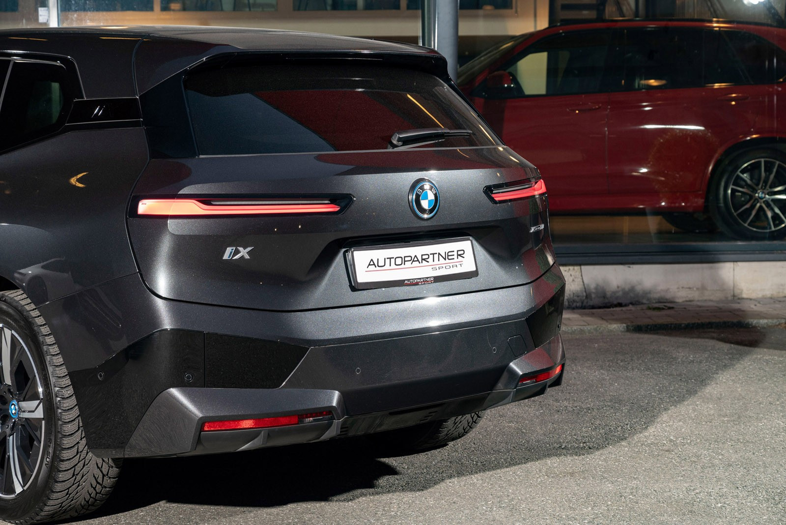 BMW iX xDrive 50