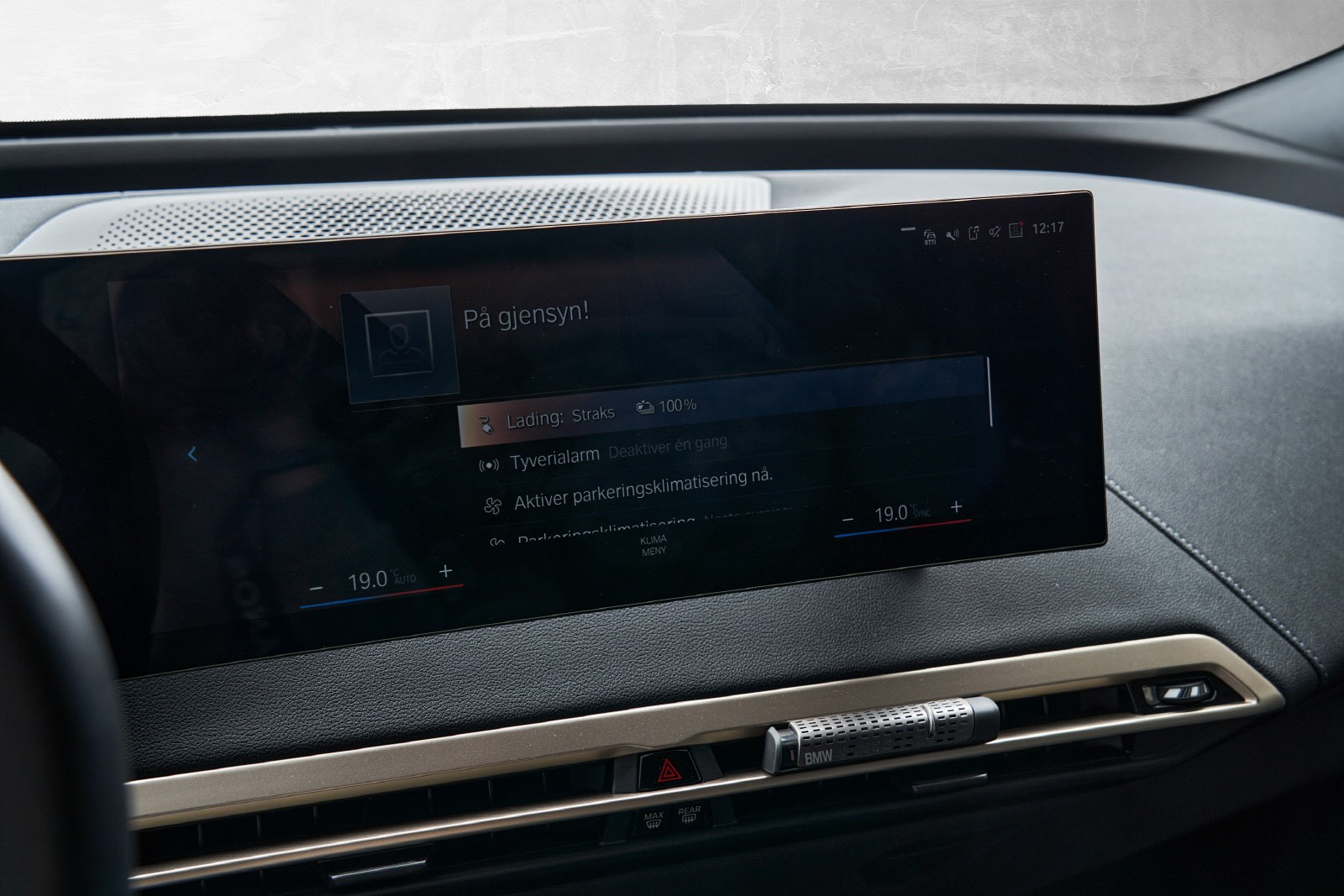 BMW iX xDrive 40