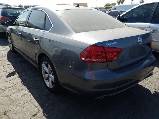Volkswagen Passat SE 2012
