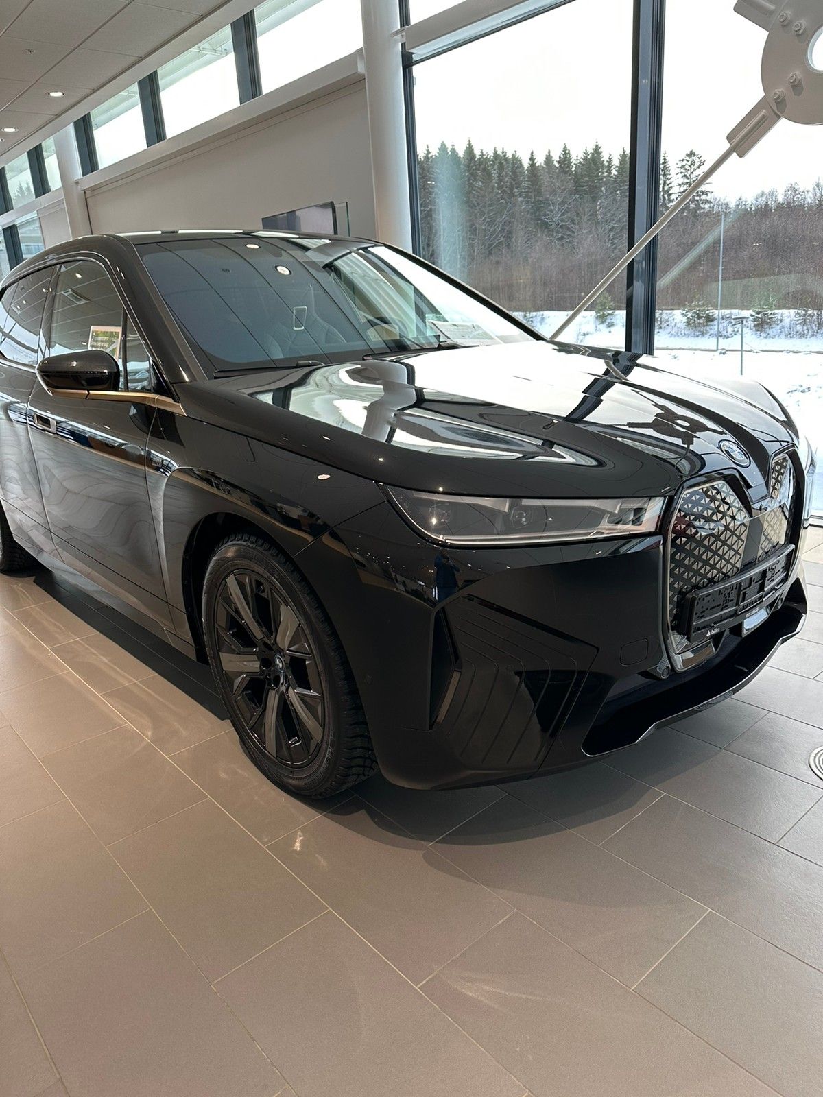 BMW iX M60