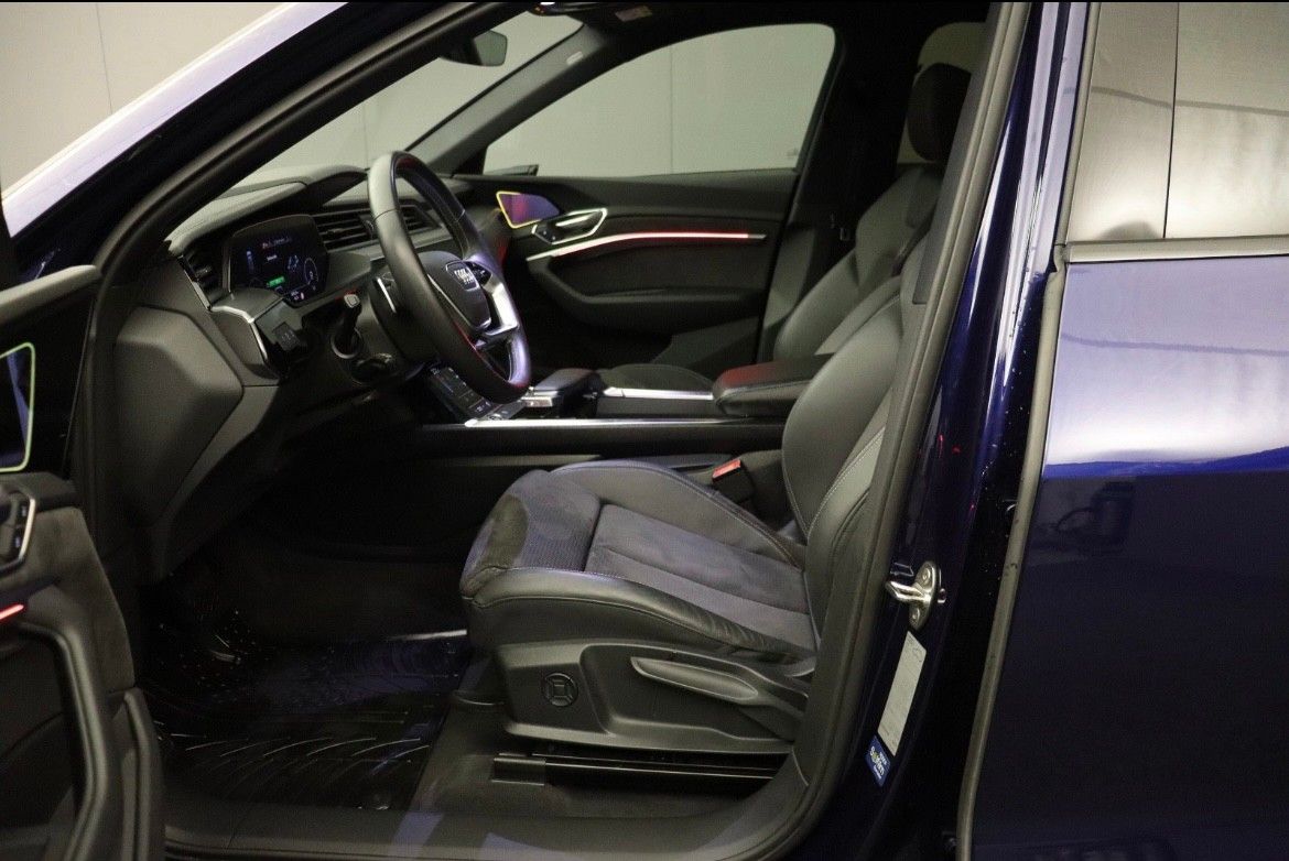 Audi e-tron