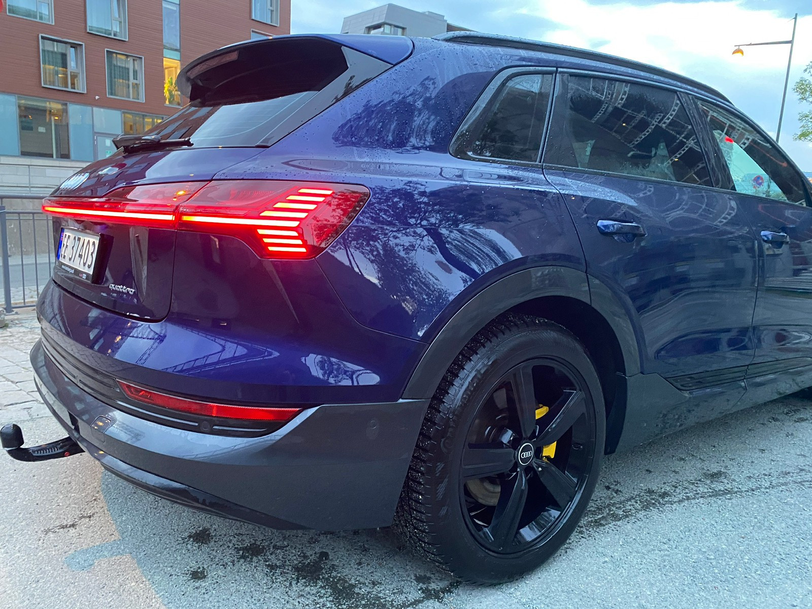 Audi e-tron