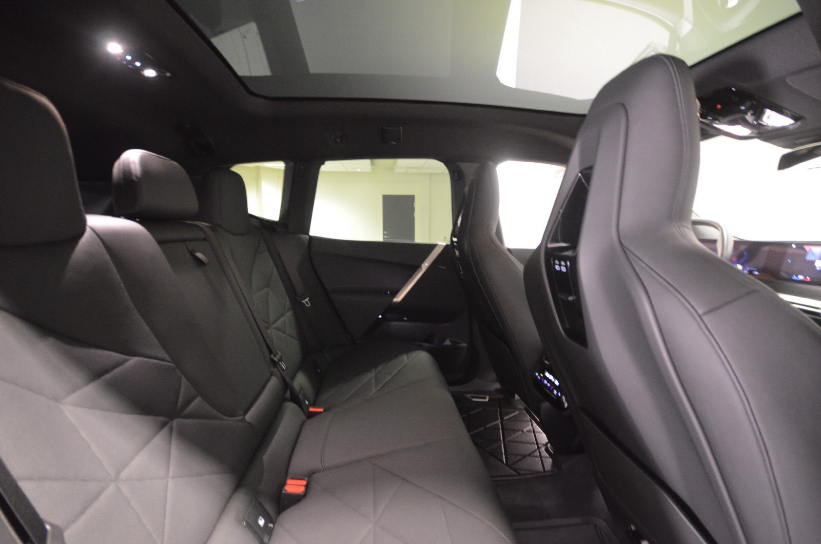 BMW iX xDrive 50