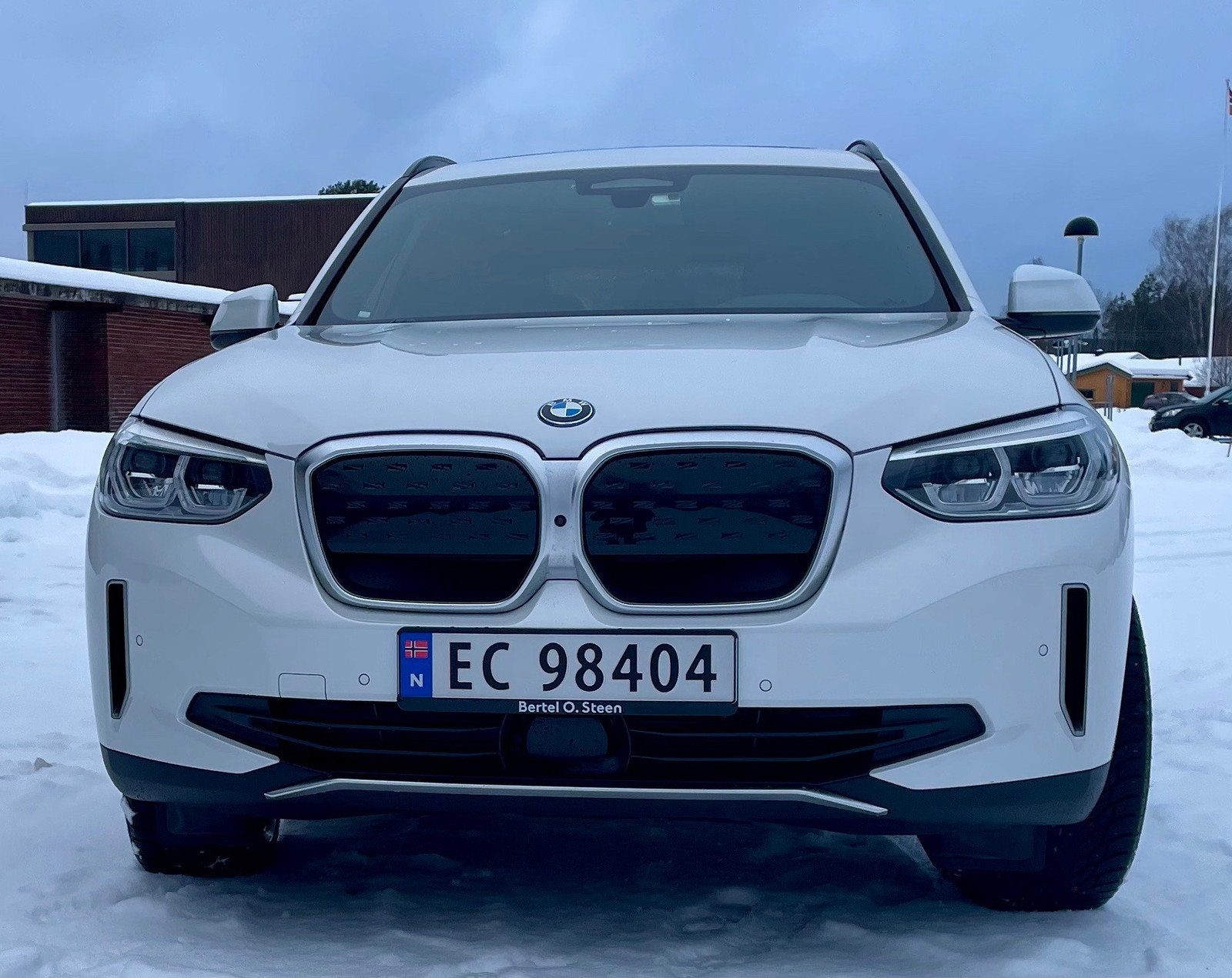 BMW iX3