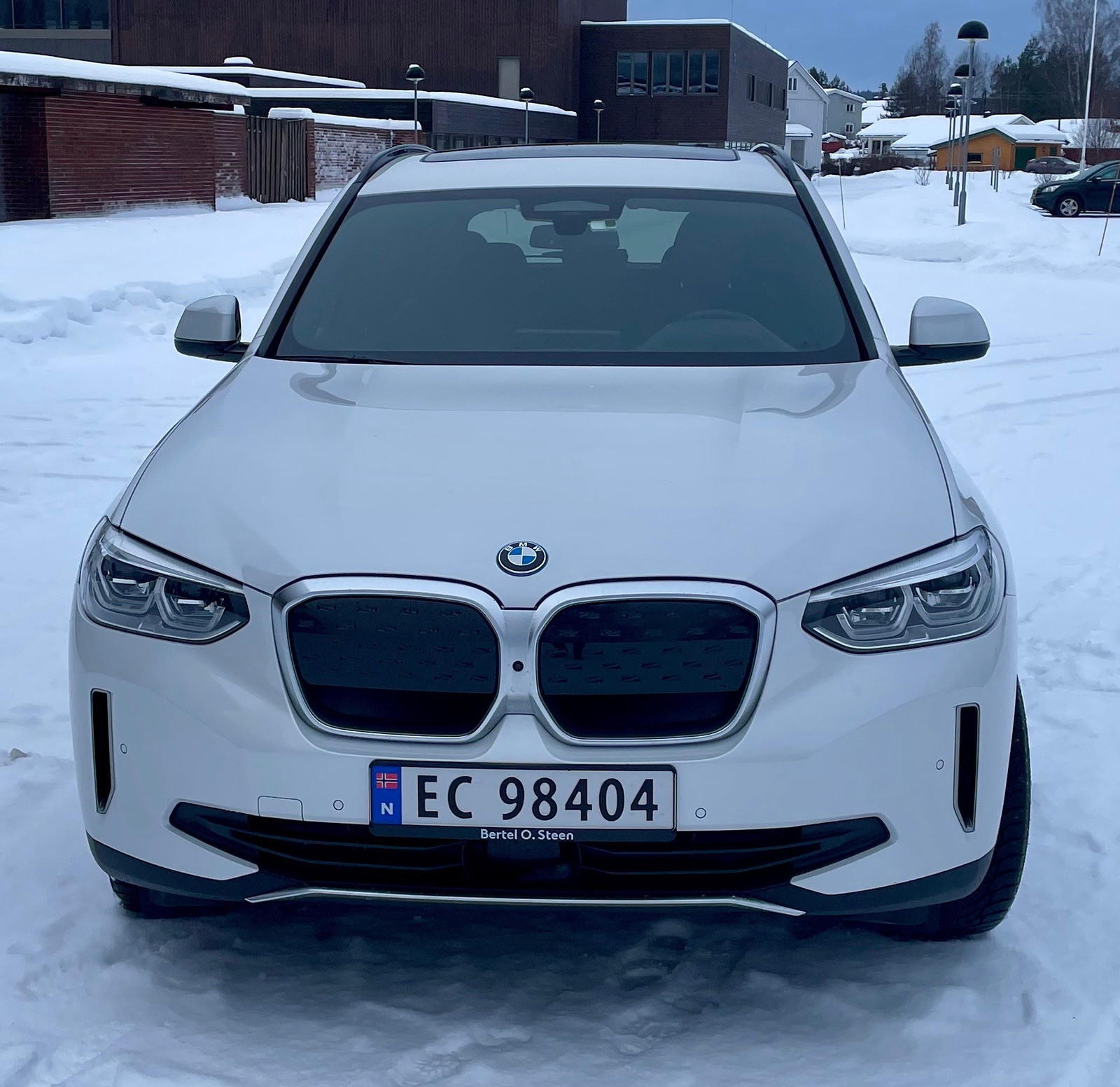 BMW iX3
