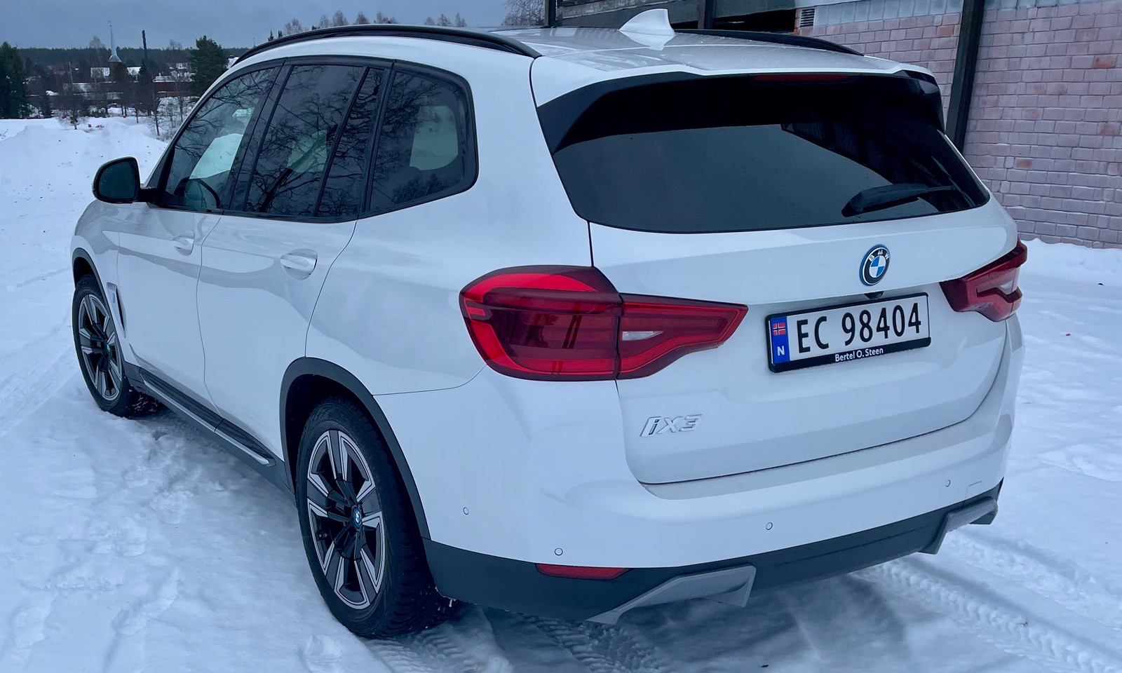 BMW iX3