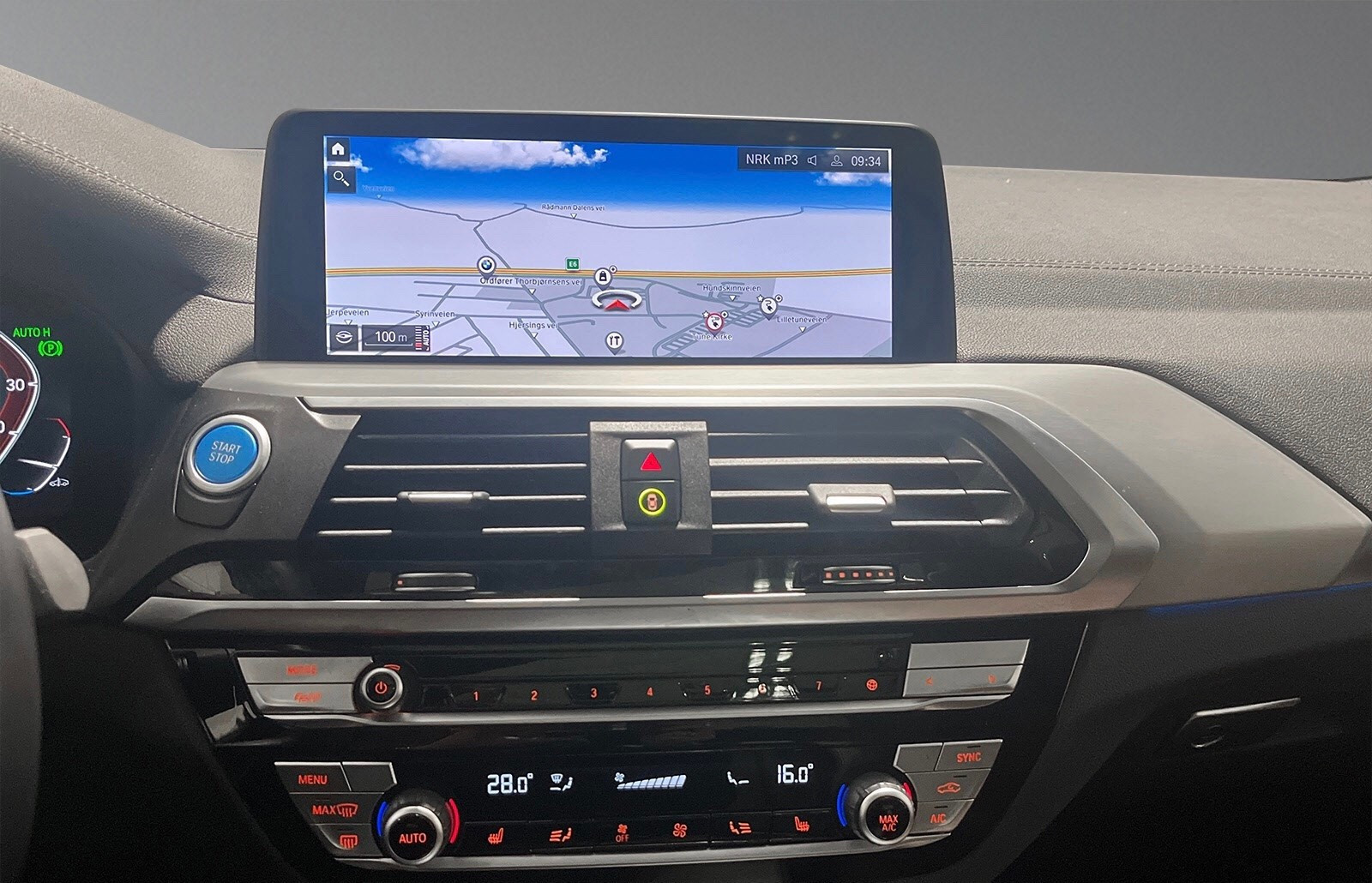 BMW iX3