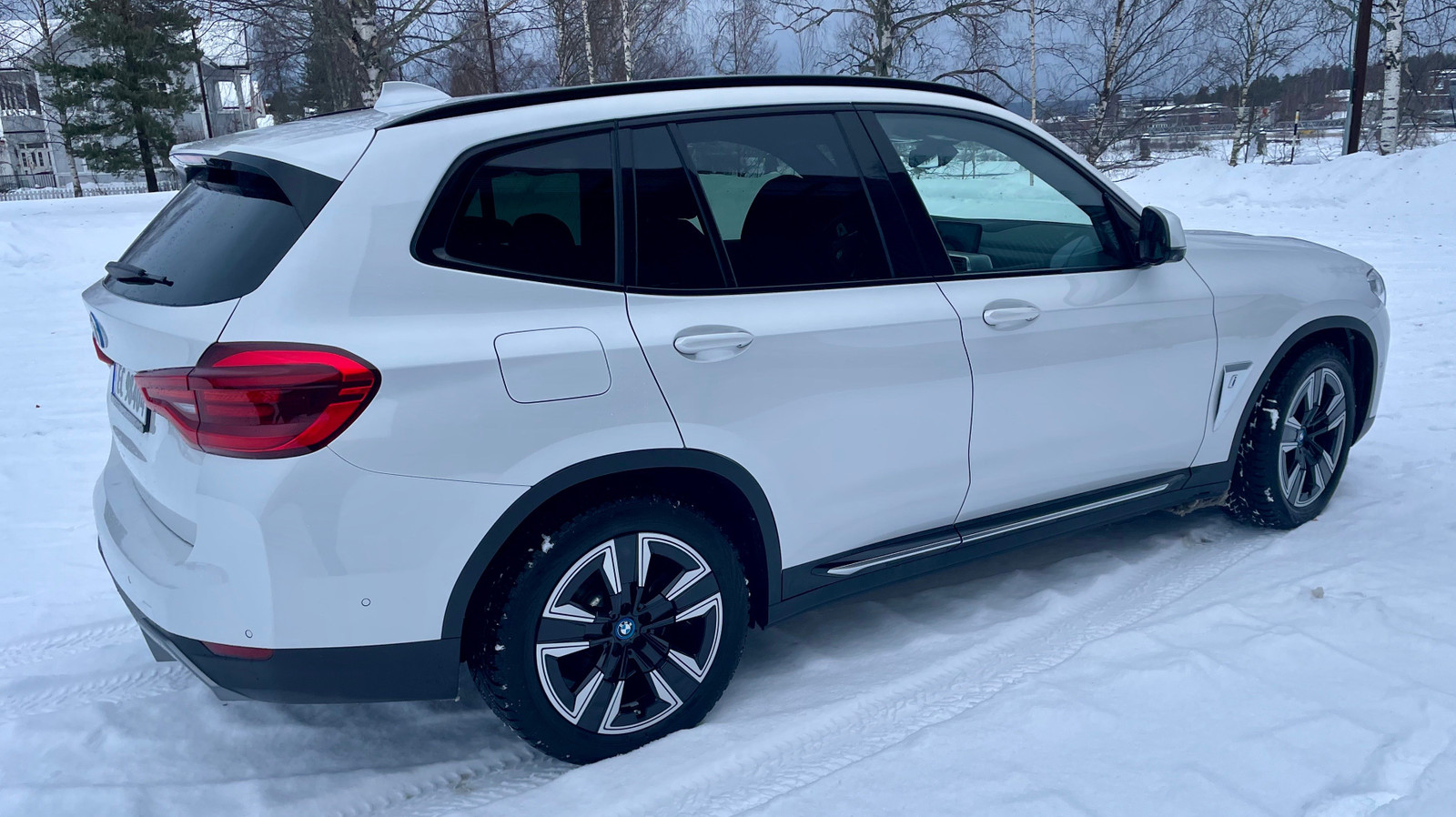 BMW iX3