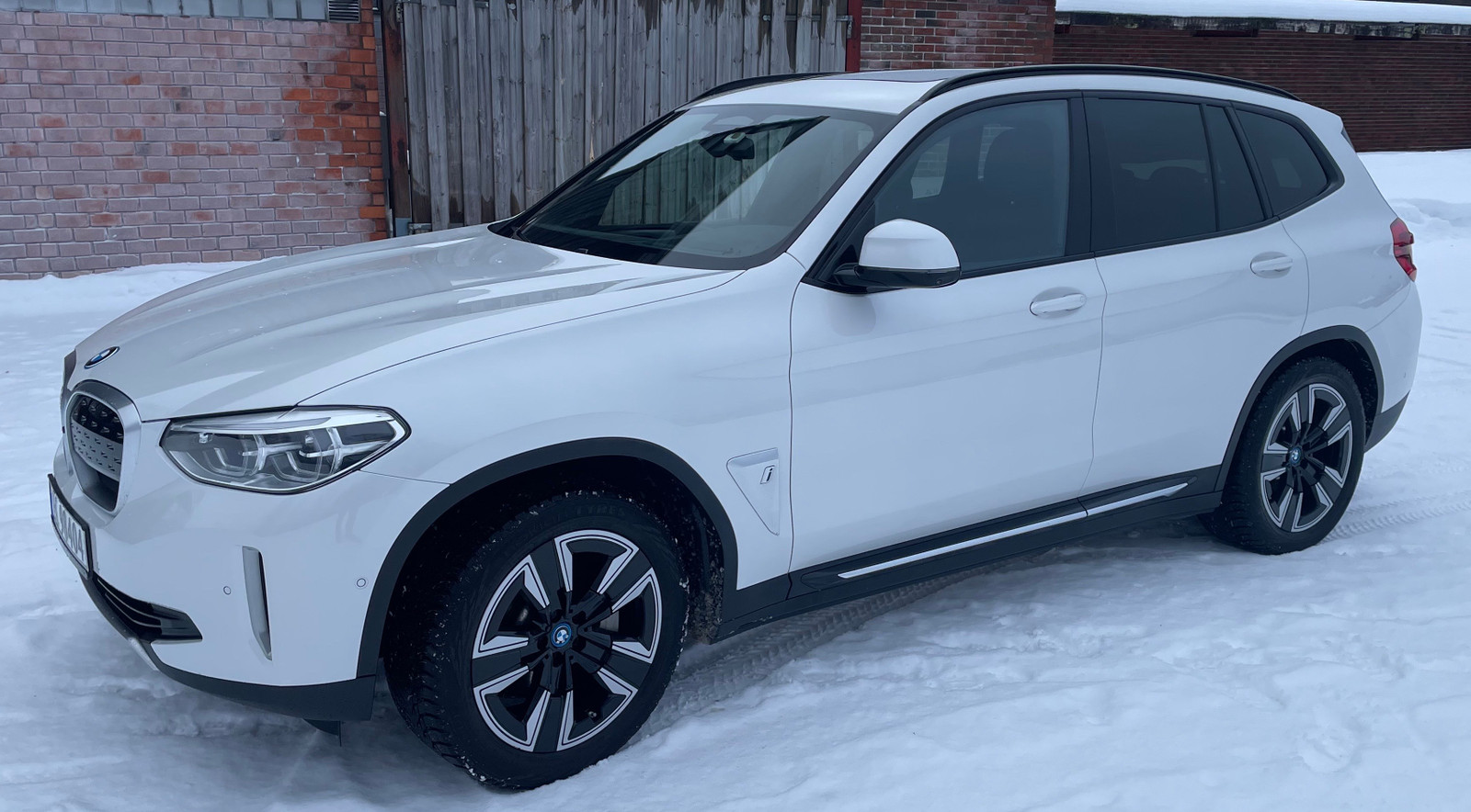 BMW iX3