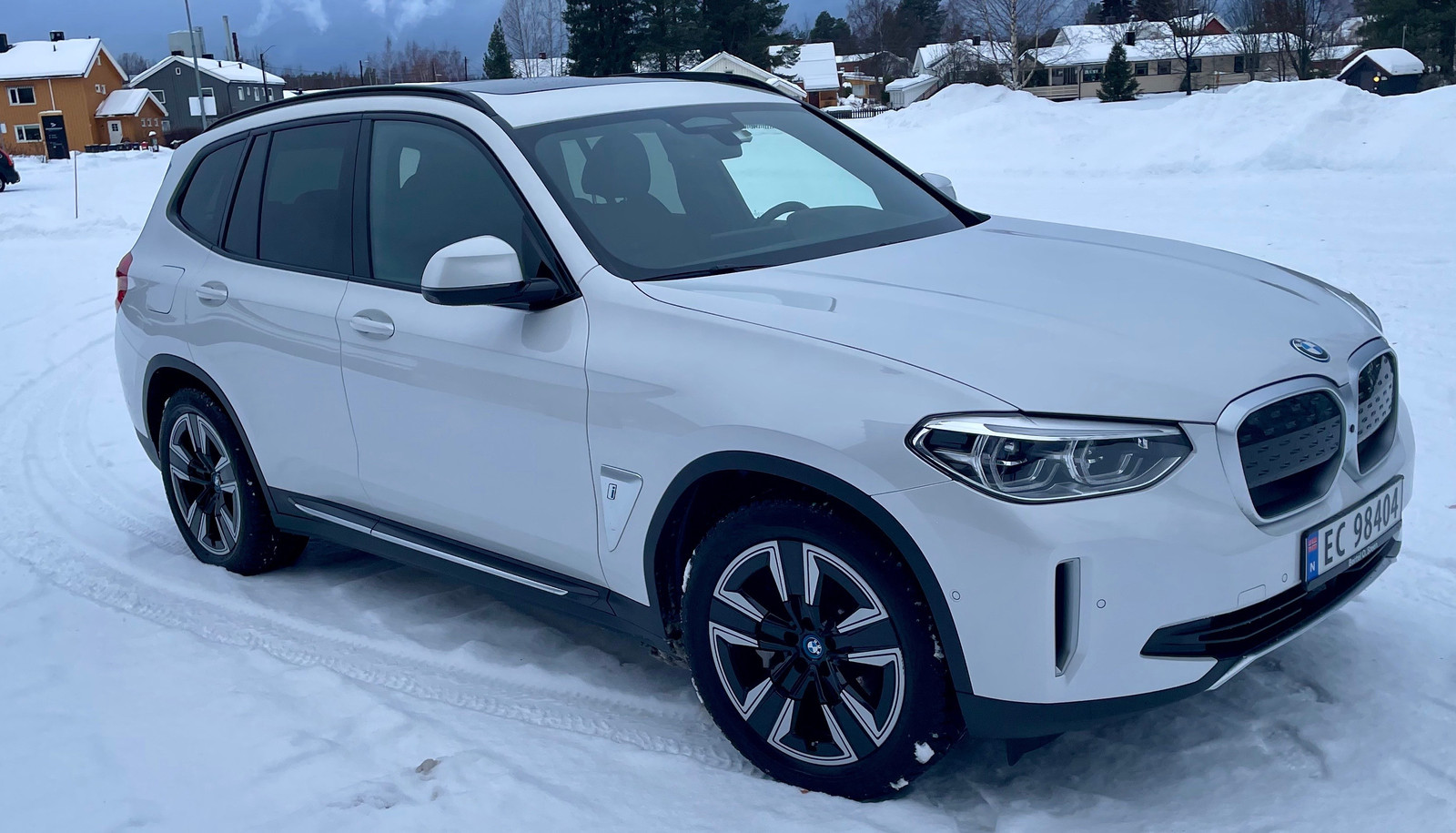 BMW iX3