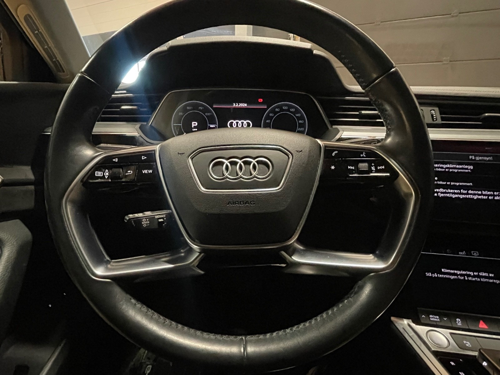 Audi e-tron
