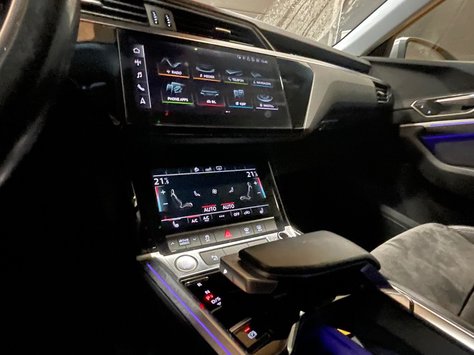 Audi e-tron
