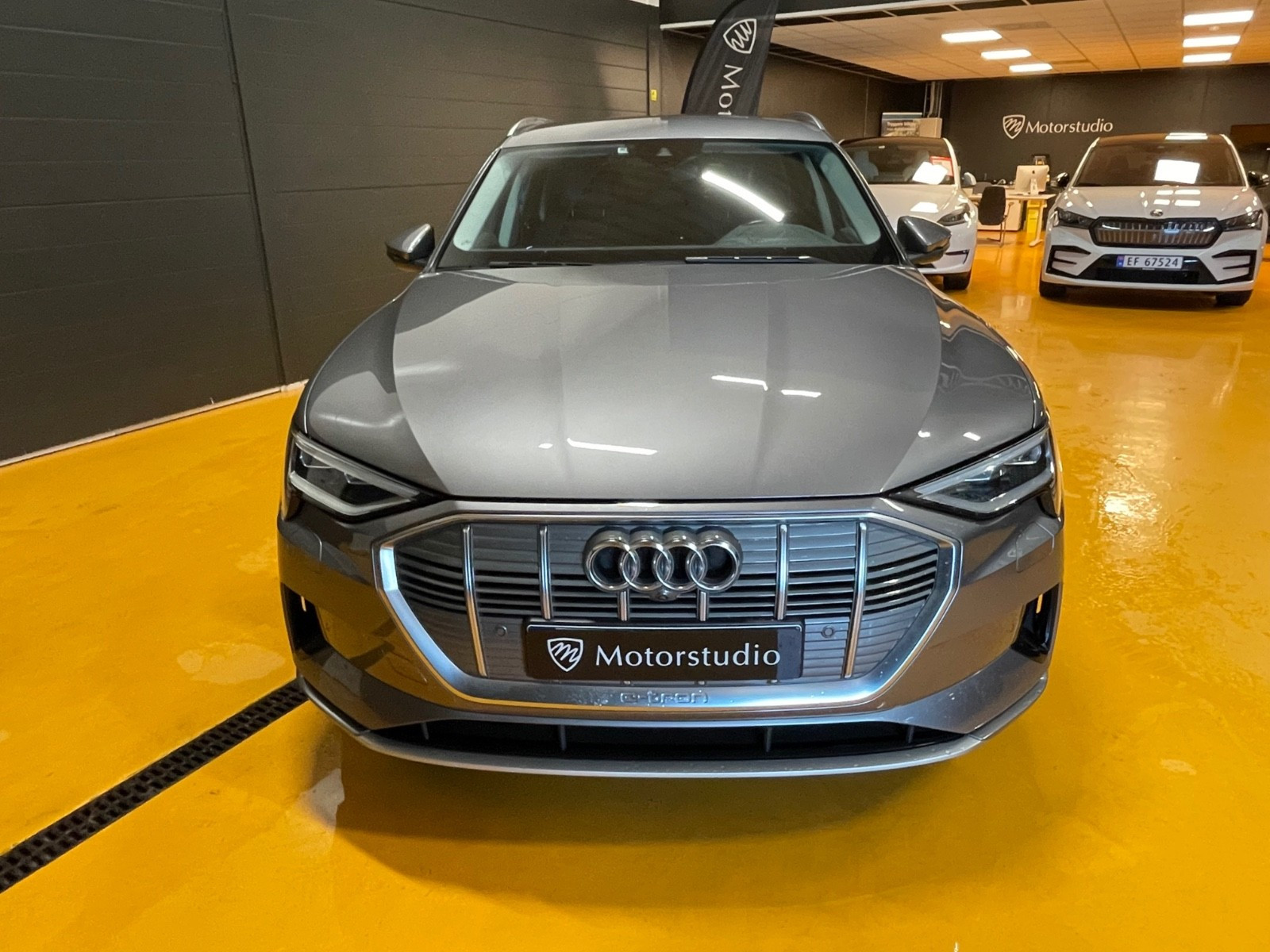 Audi e-tron
