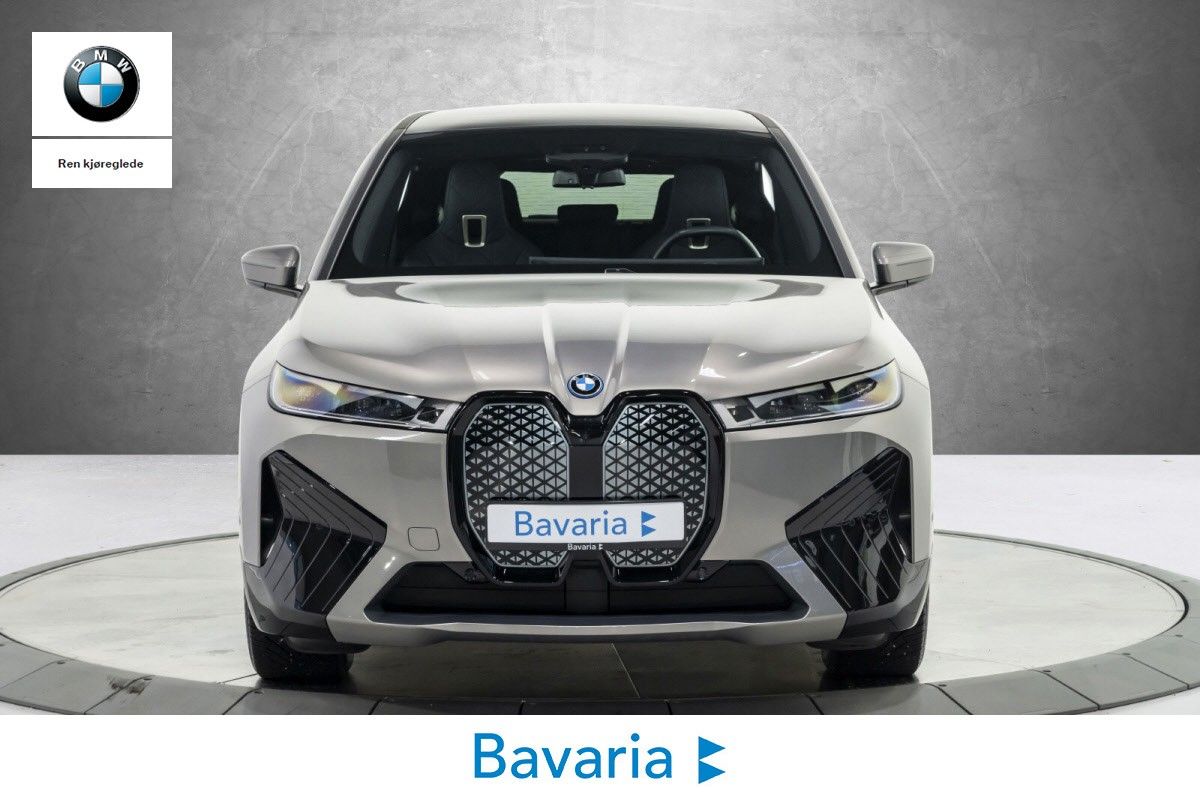 BMW iX xDrive 40