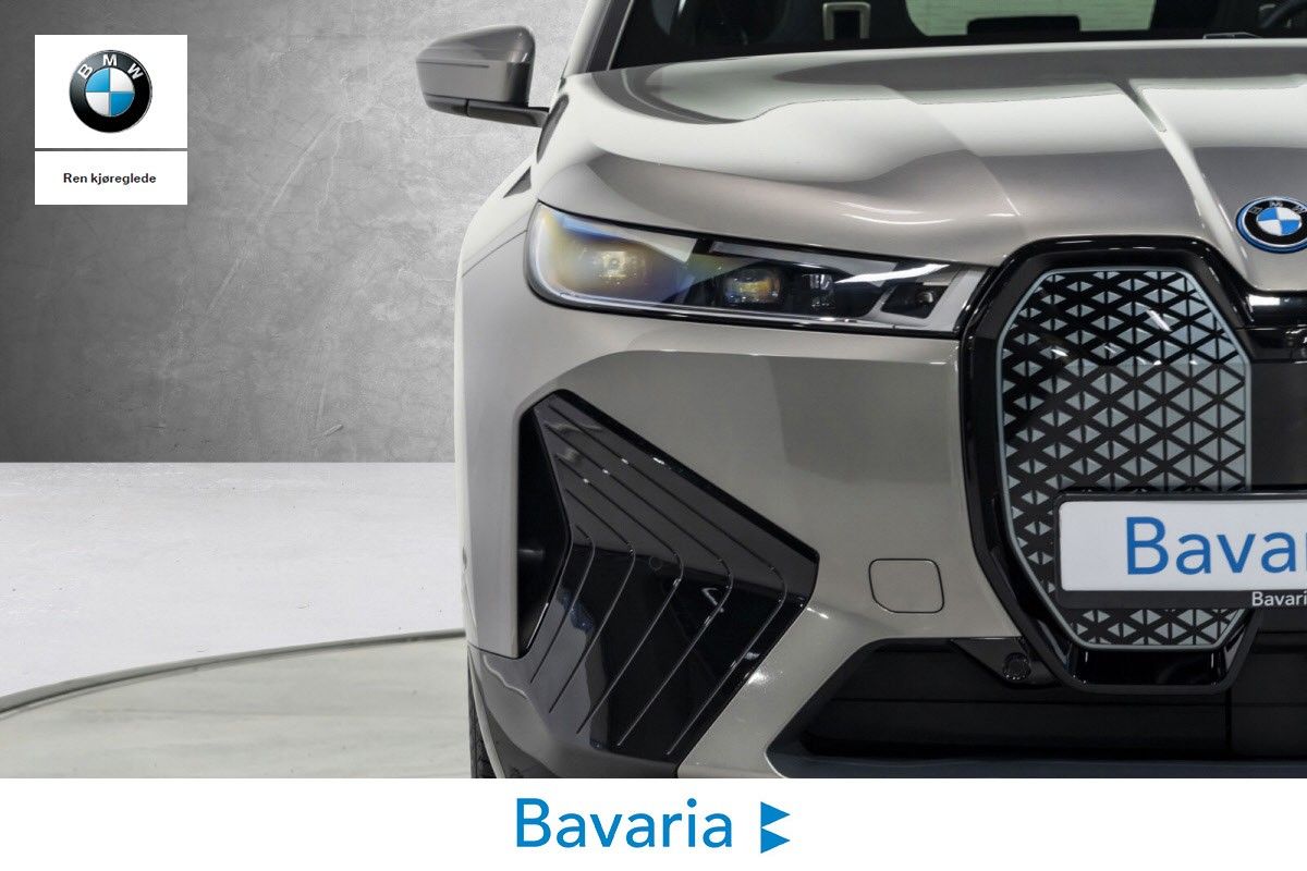 BMW iX xDrive 40