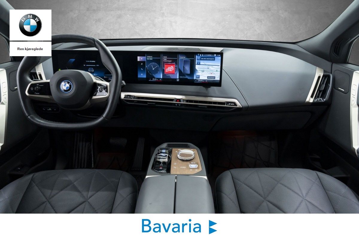 BMW iX xDrive 40