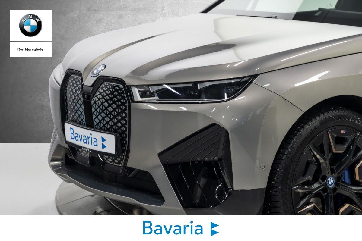 BMW iX xDrive 40