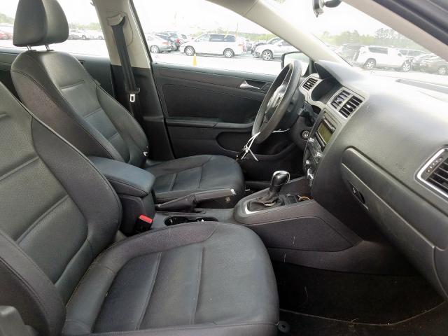 Volkswagen Jetta SE 2011
