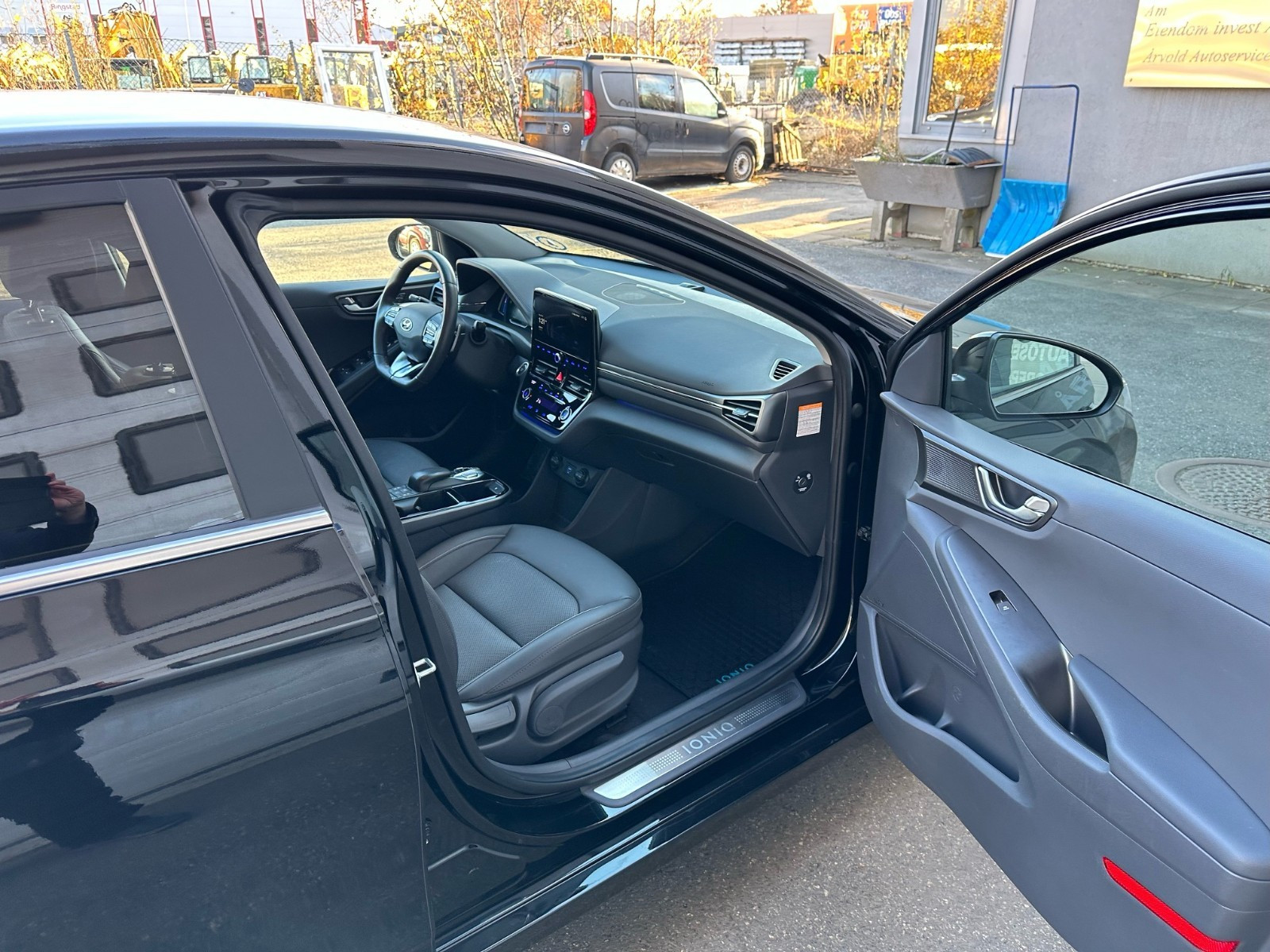 Hyundai IONIQ