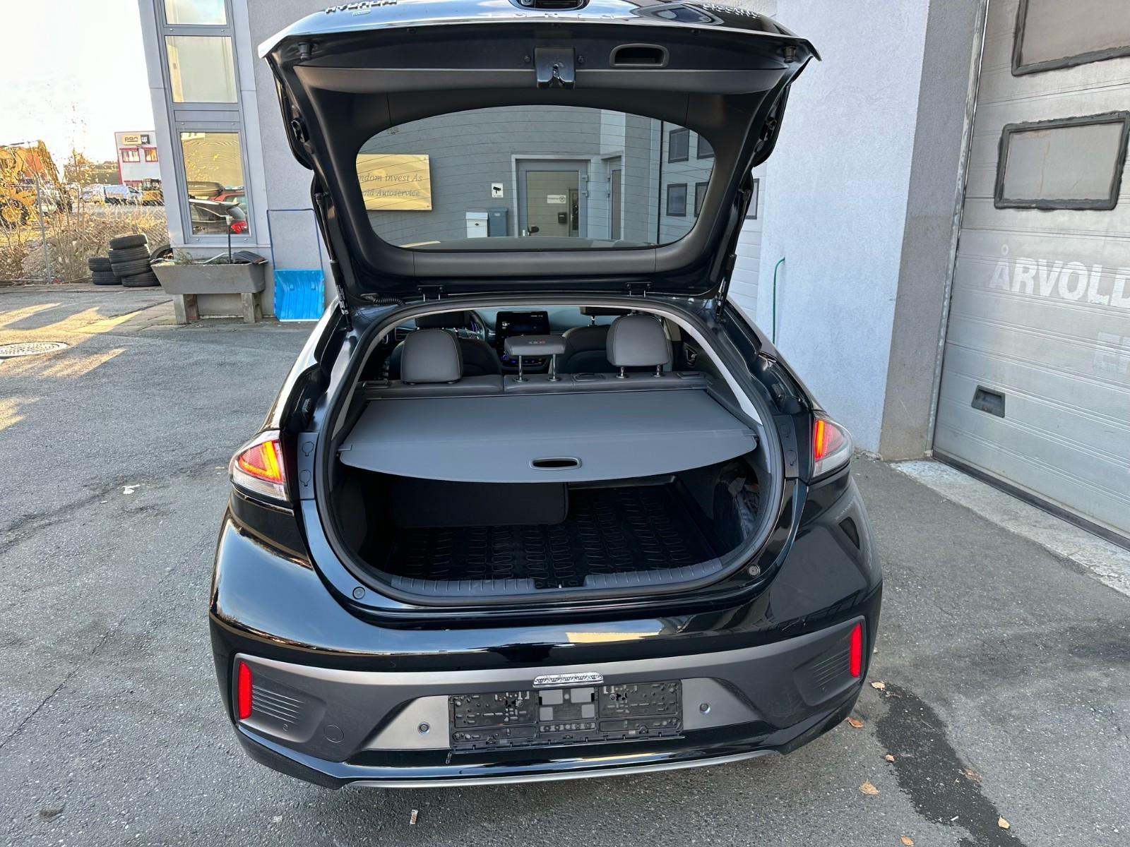 Hyundai IONIQ