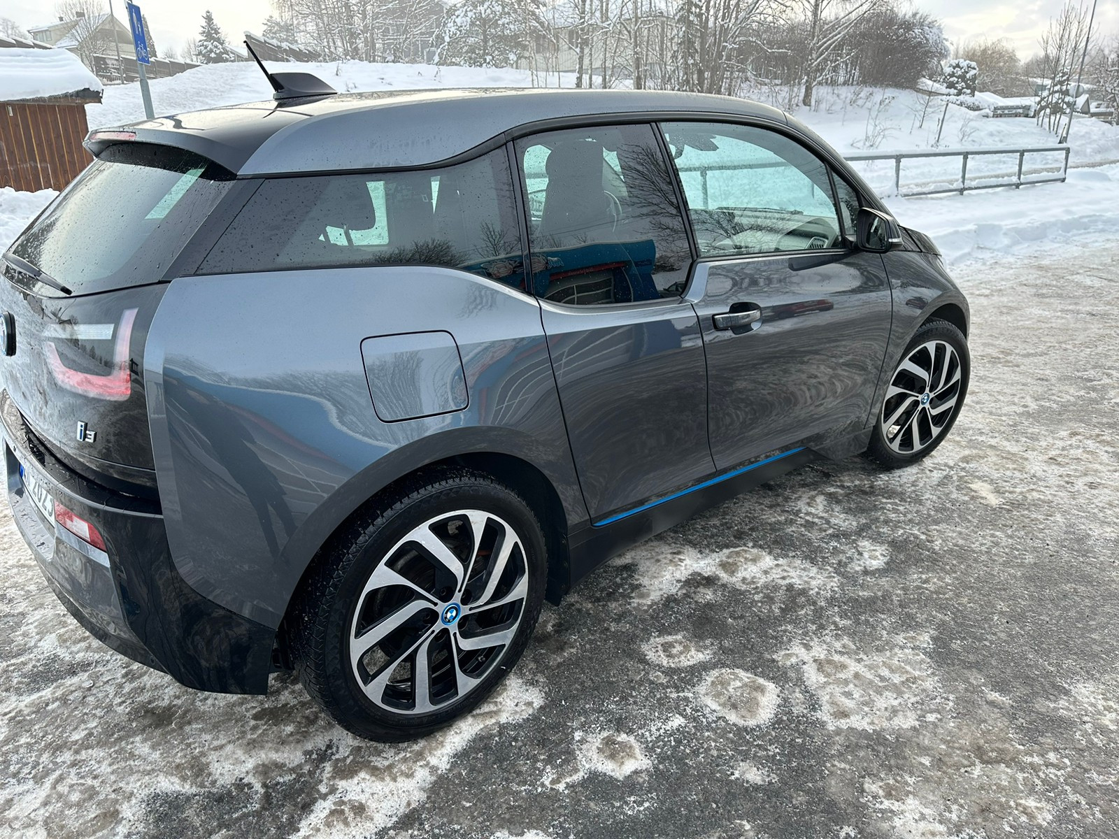 BMW i3